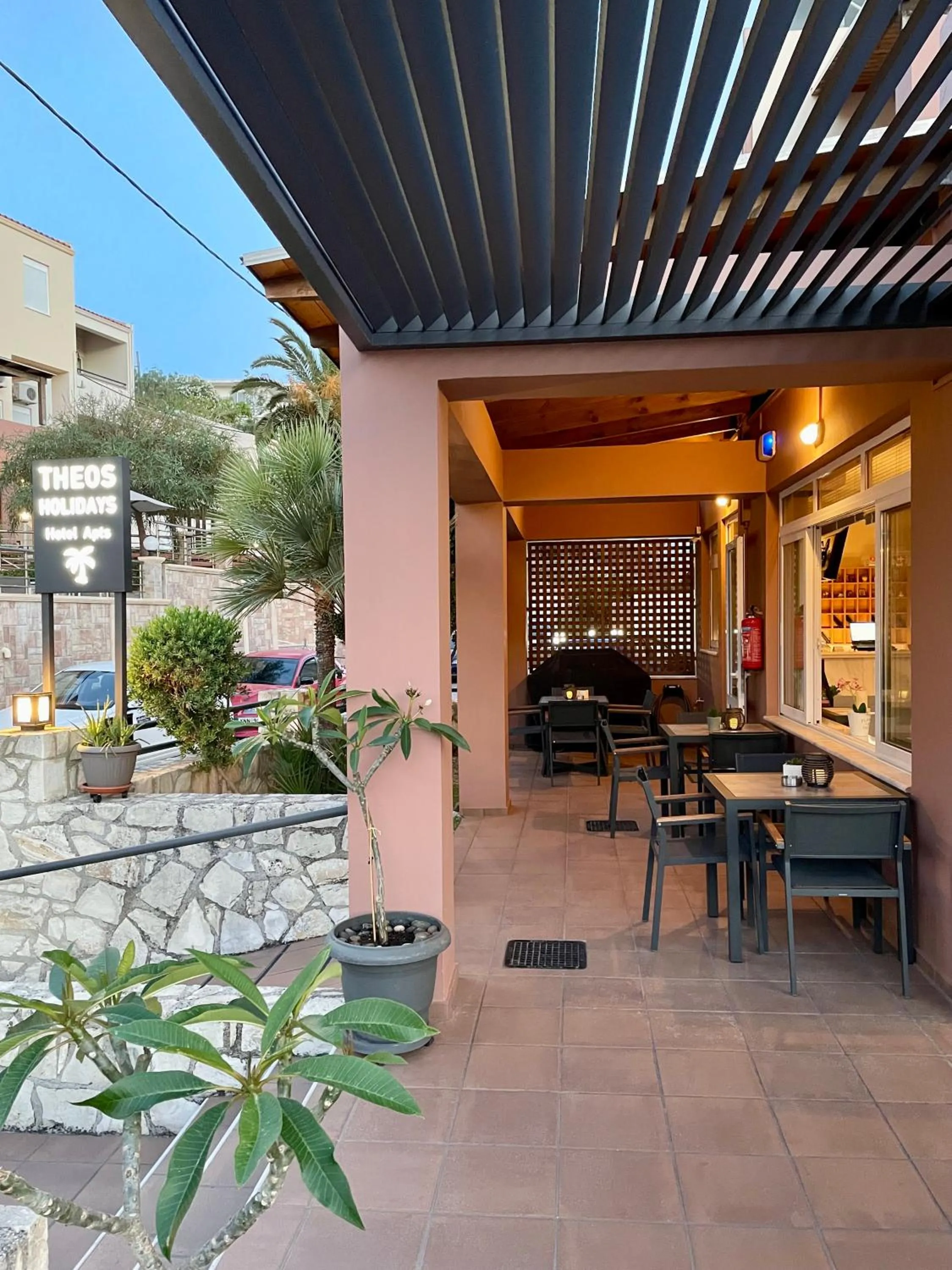 Property building in Theos Holidays Apartments