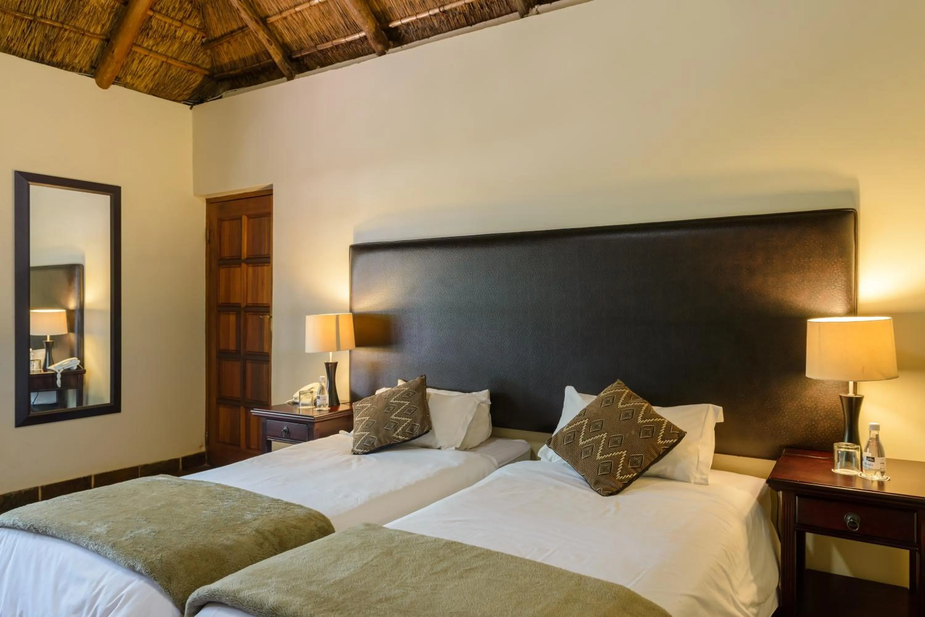 Bedroom, Bed in Mongena Private Game Lodge