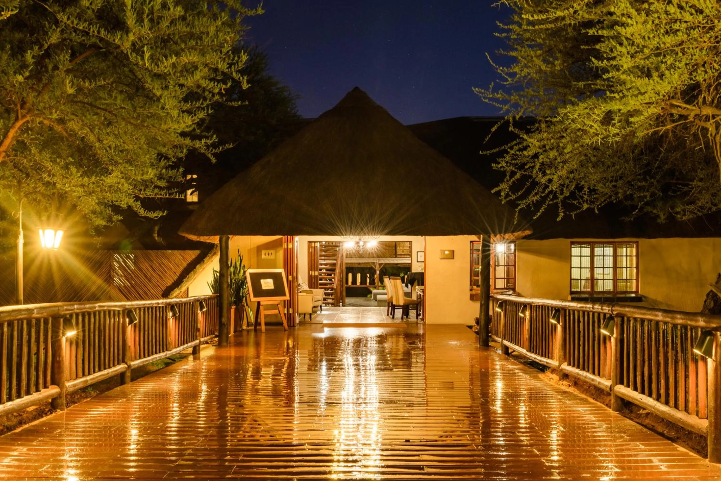 Facade/entrance in Mongena Private Game Lodge