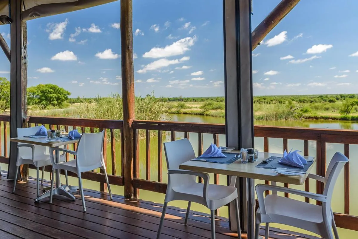 Restaurant/places to eat in Mongena Private Game Lodge