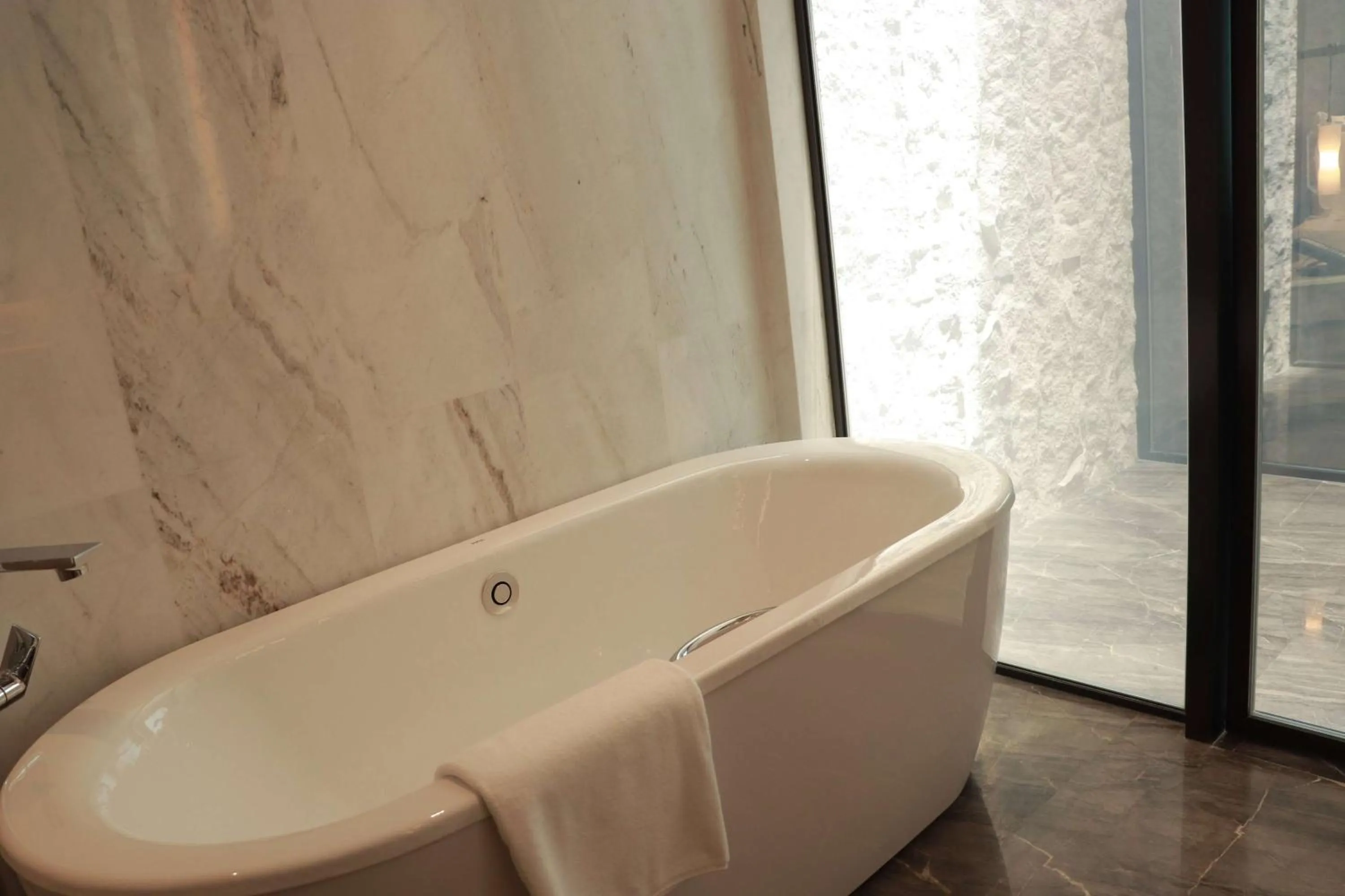 Bathroom in Wyndham Garden Jinjiang