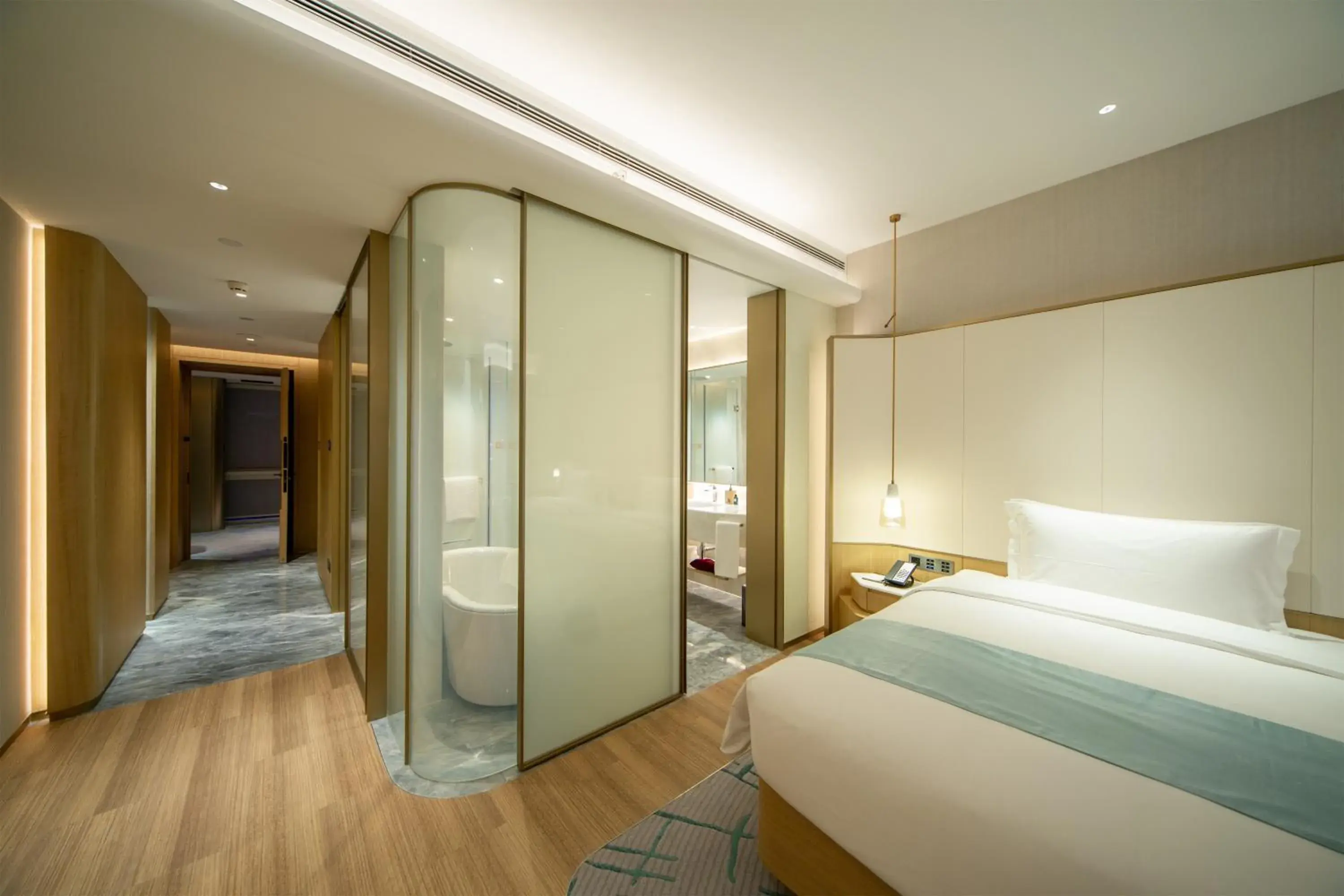 Superior Twin Room with Lake View in Wyndham Garden Jinjiang Superior Twin Room with Lake View in Wyndham Garden Jinjiang
