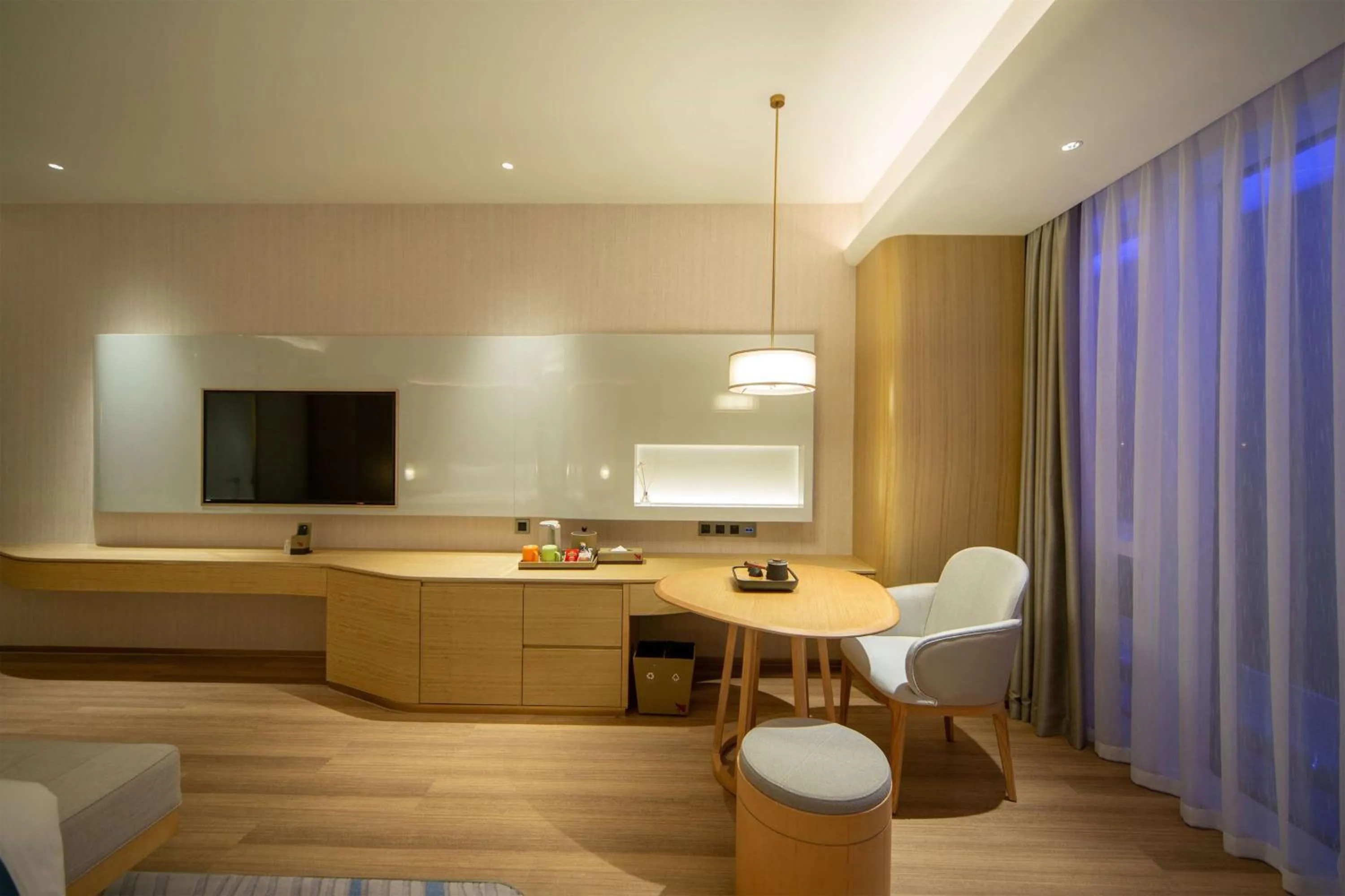 Photo of the whole room in Wyndham Garden Jinjiang