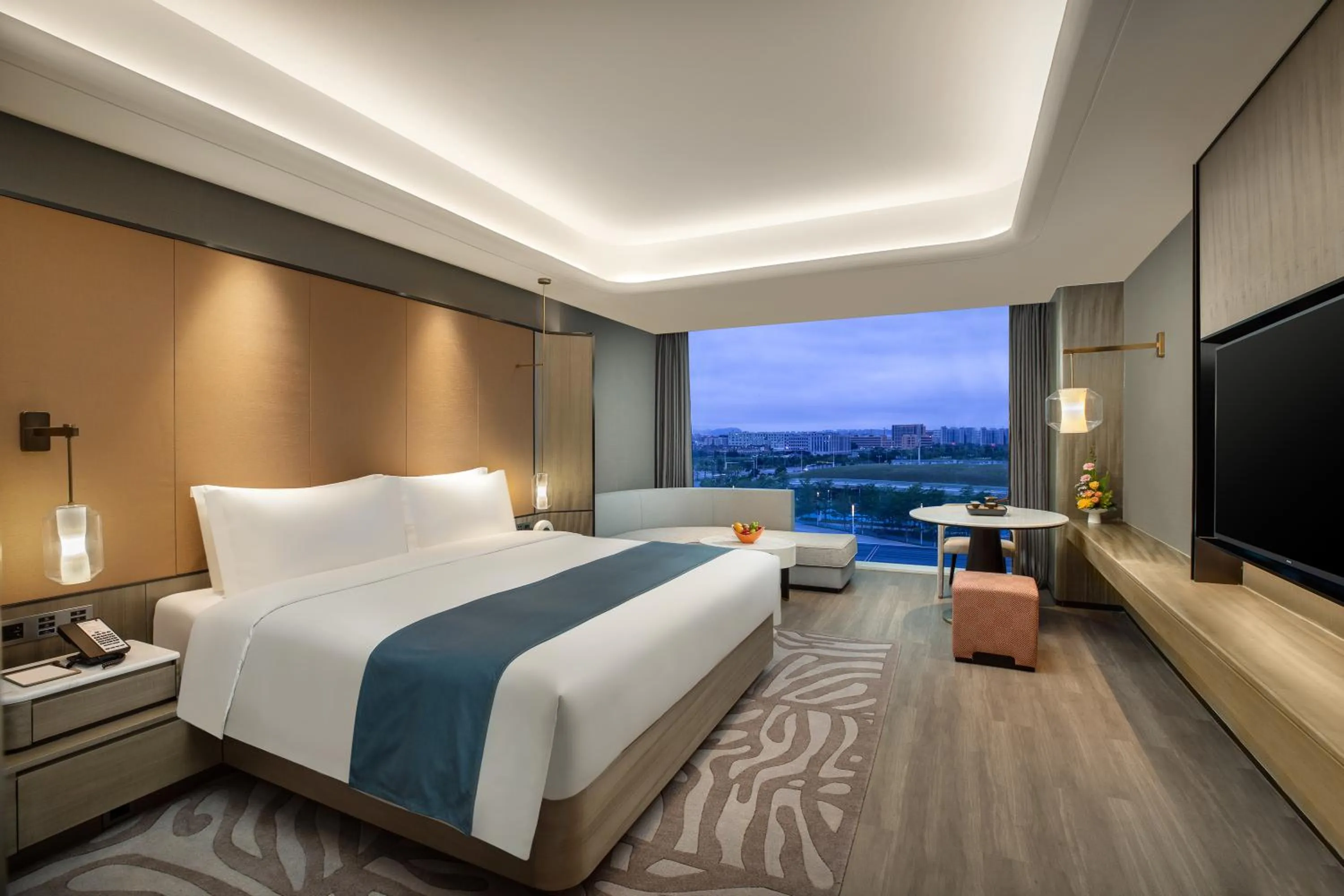 Bedroom, Bed in Wyndham Garden Jinjiang