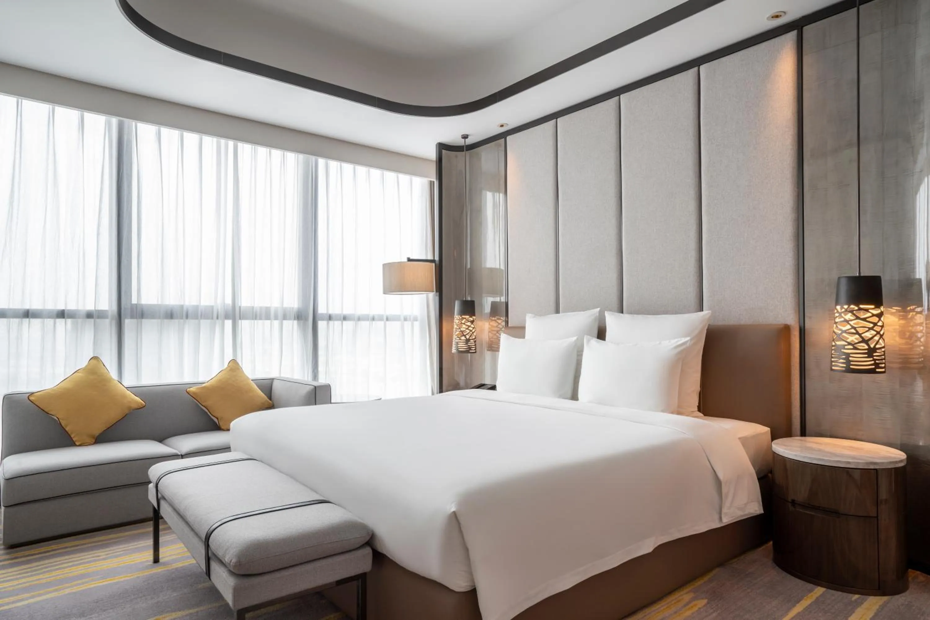 Photo of the whole room, Bed in Pullman Suzhou Zhonghui