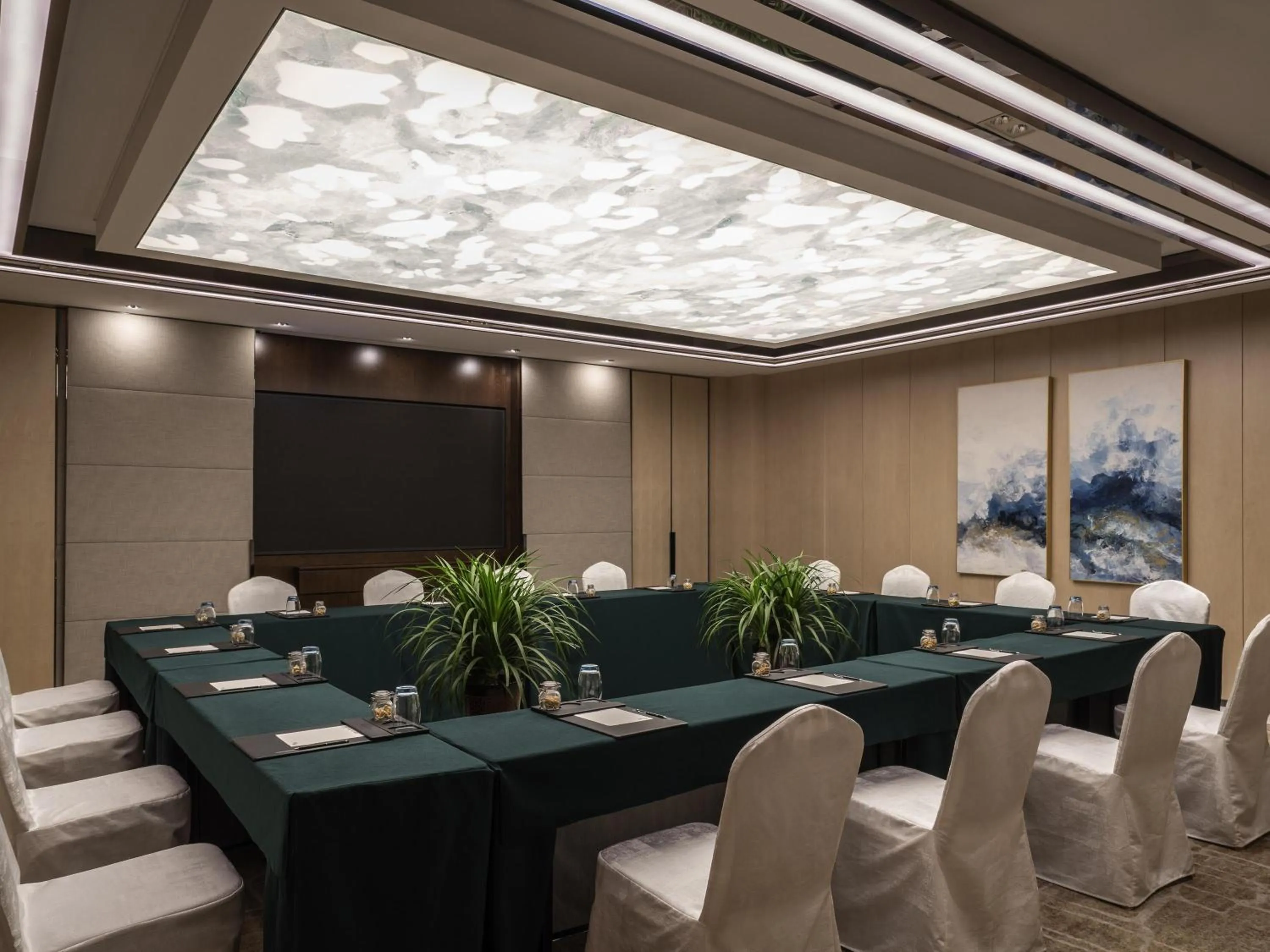 Meeting/conference room in Pullman Suzhou Zhonghui