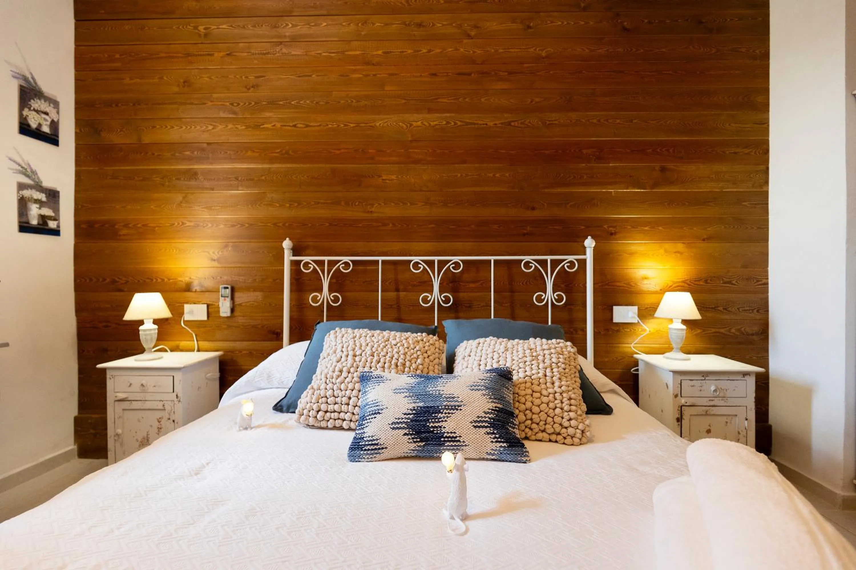 Bed in Palazzo Badiale history&rooms