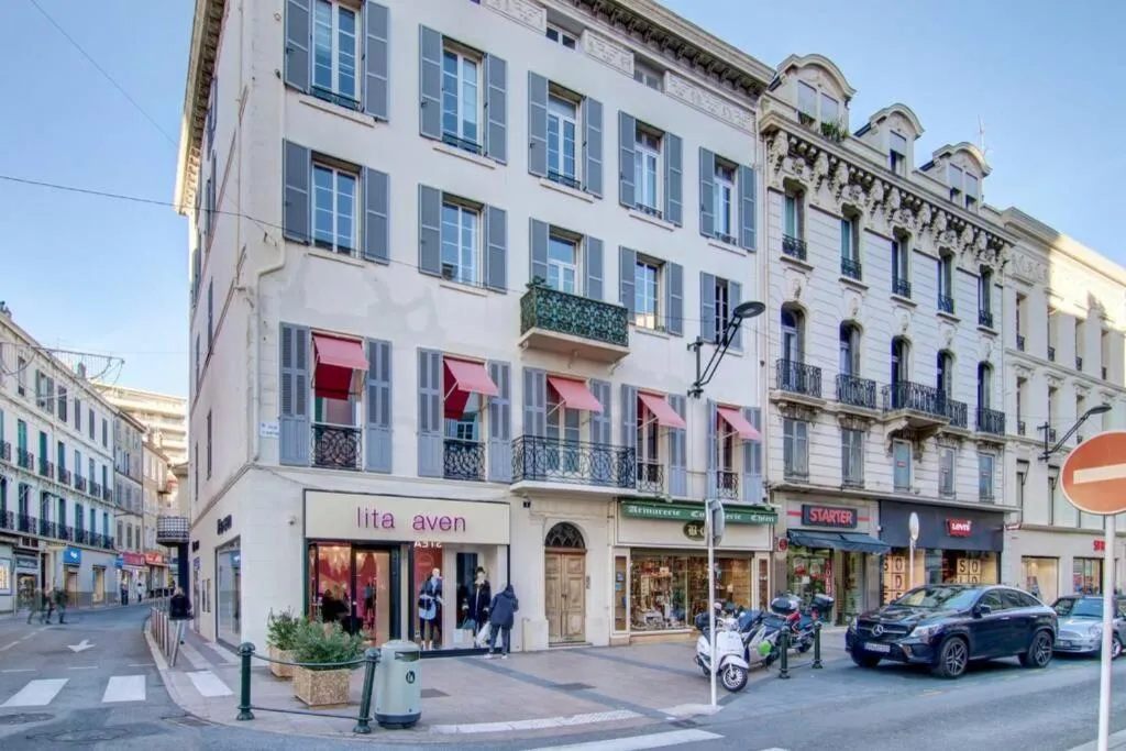 Palais Apartment