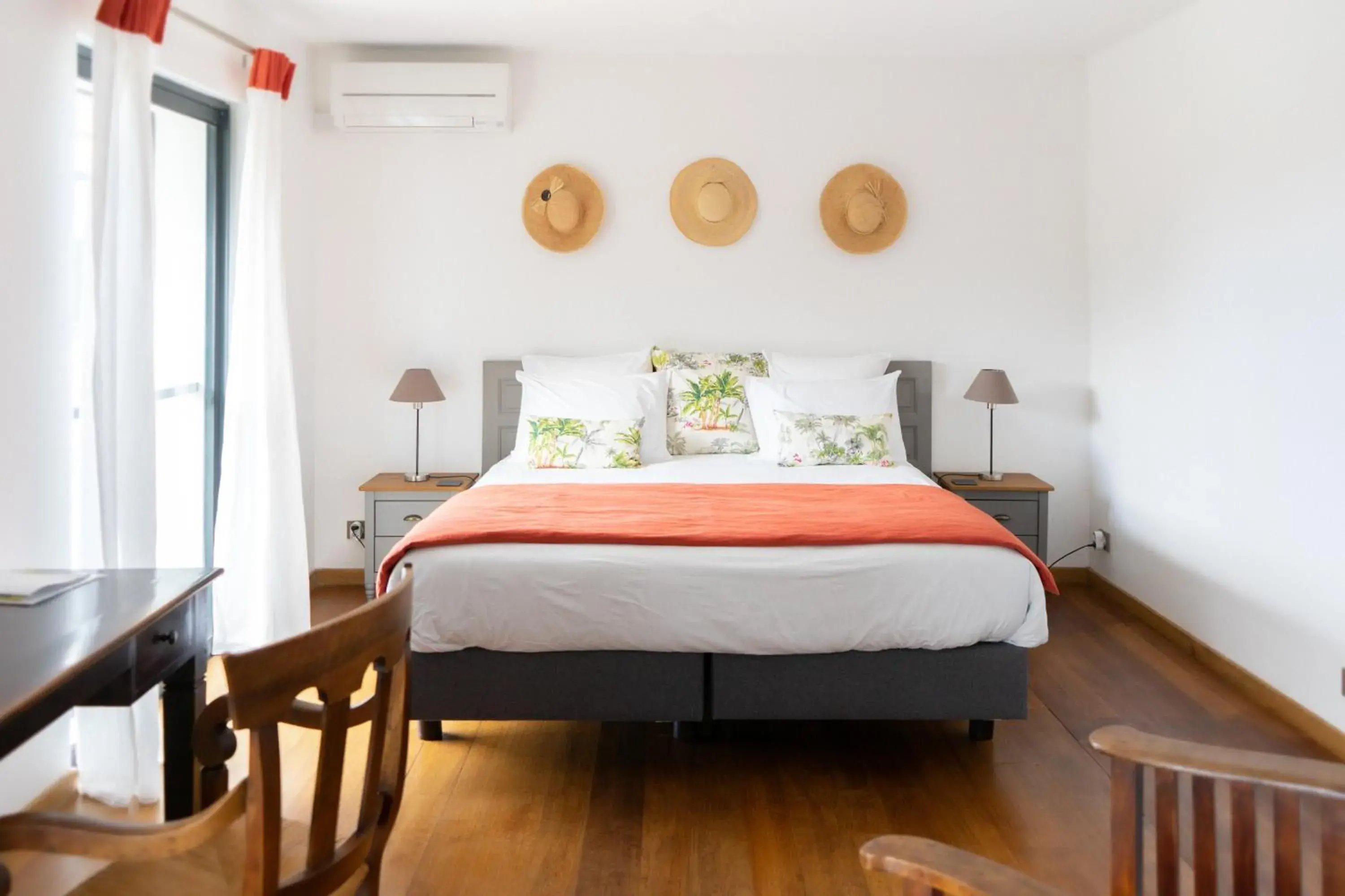Double or Twin Room with Pool View - single occupancy in ESCAPADE BELLEPIERRE (L') Double or Twin Room with Pool View - single occupancy in ESCAPADE BELLEPIERRE (L')