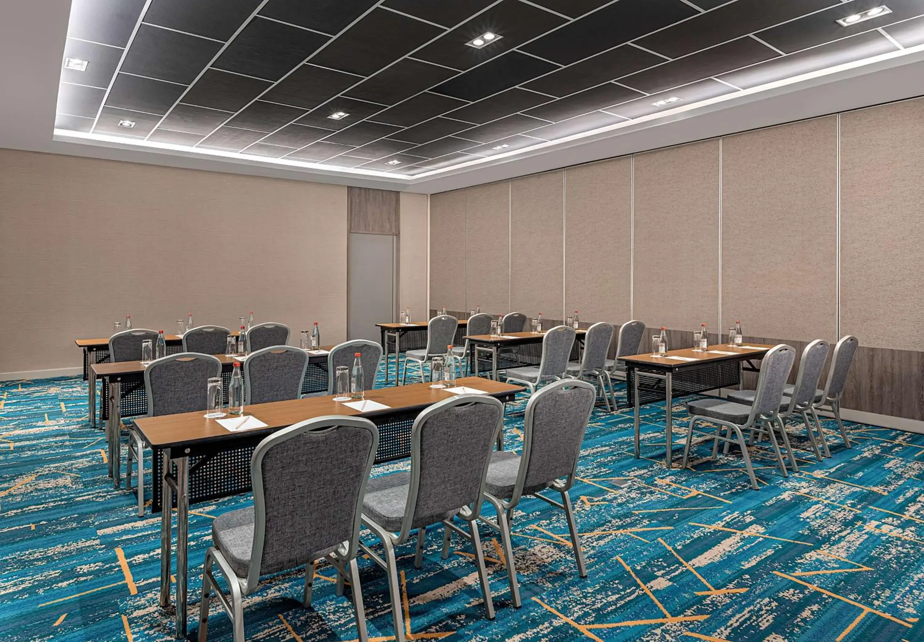 Photo of the whole room in Park Inn By Radisson Bacolod Photo of the whole room in Park Inn By Radisson Bacolod