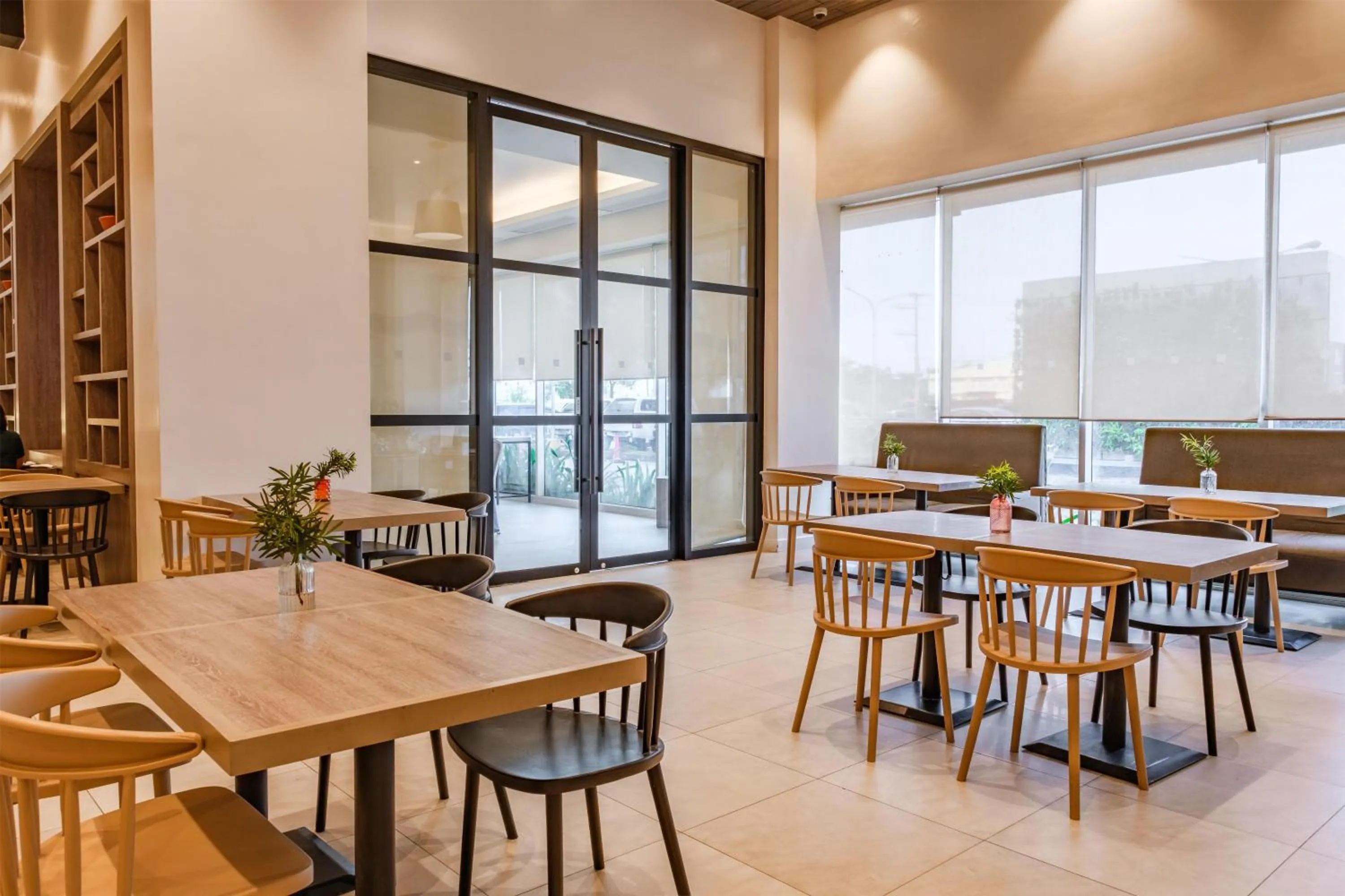 Breakfast in Park Inn By Radisson Bacolod