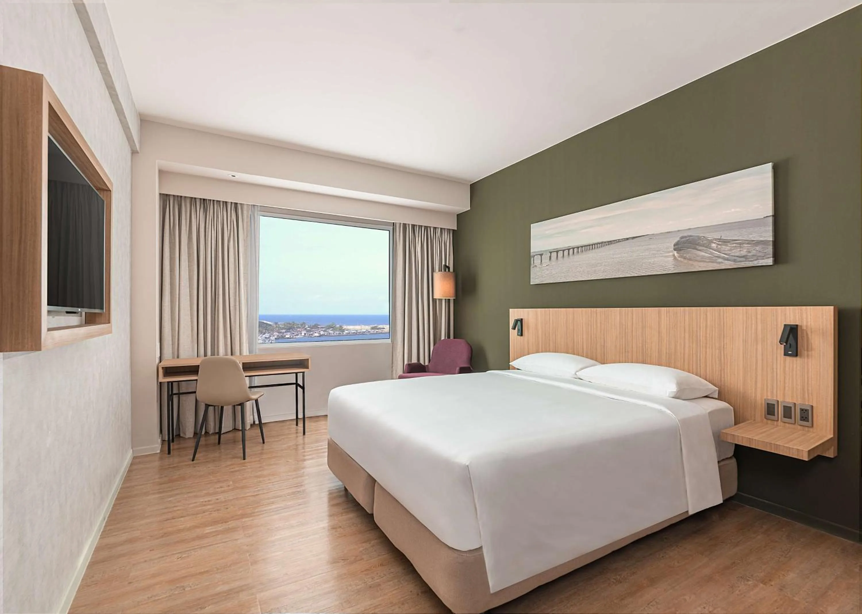 Bedroom, Bed in Park Inn By Radisson Bacolod