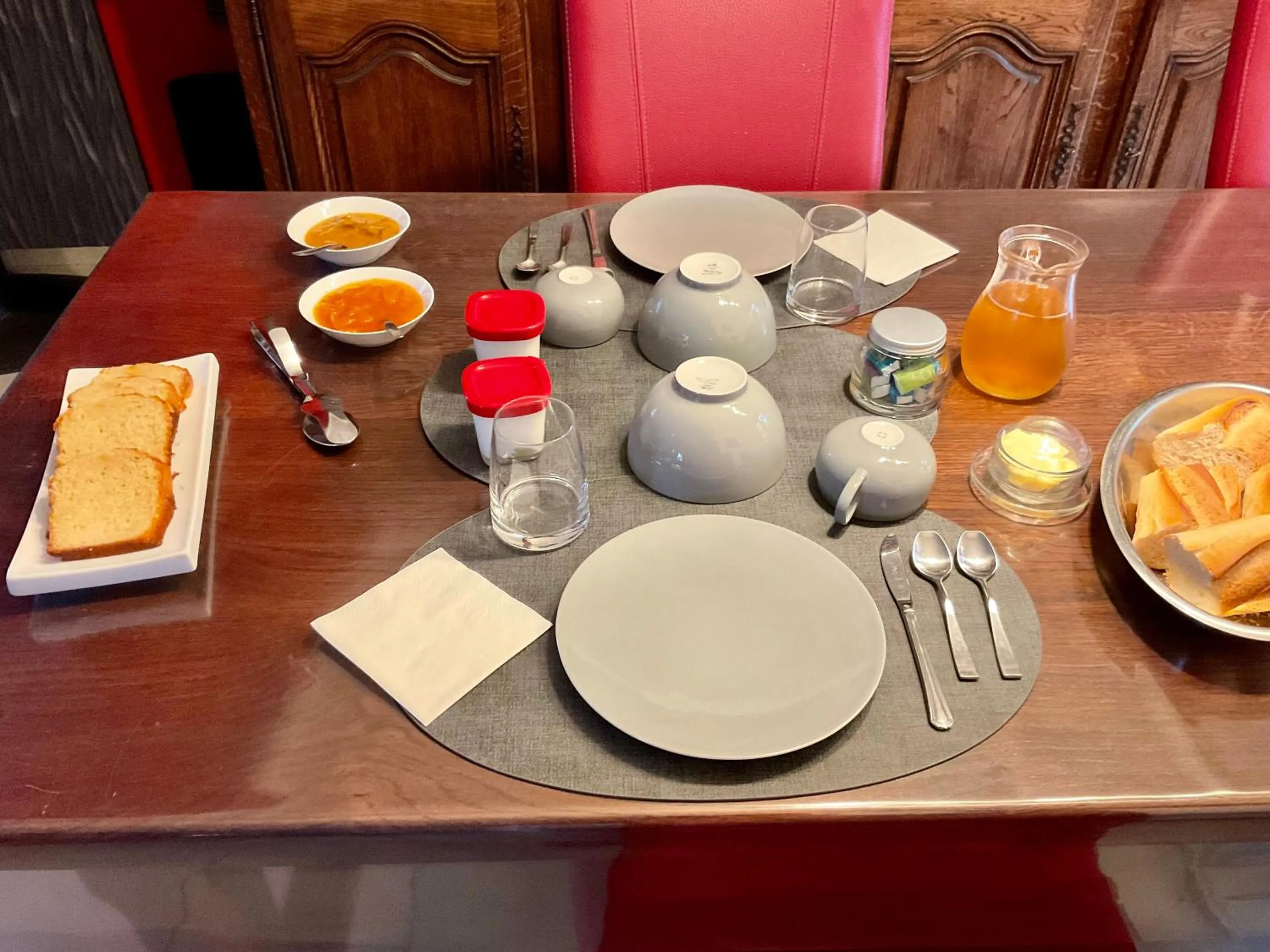 Continental breakfast in Chambres tout confort du Tilleul
