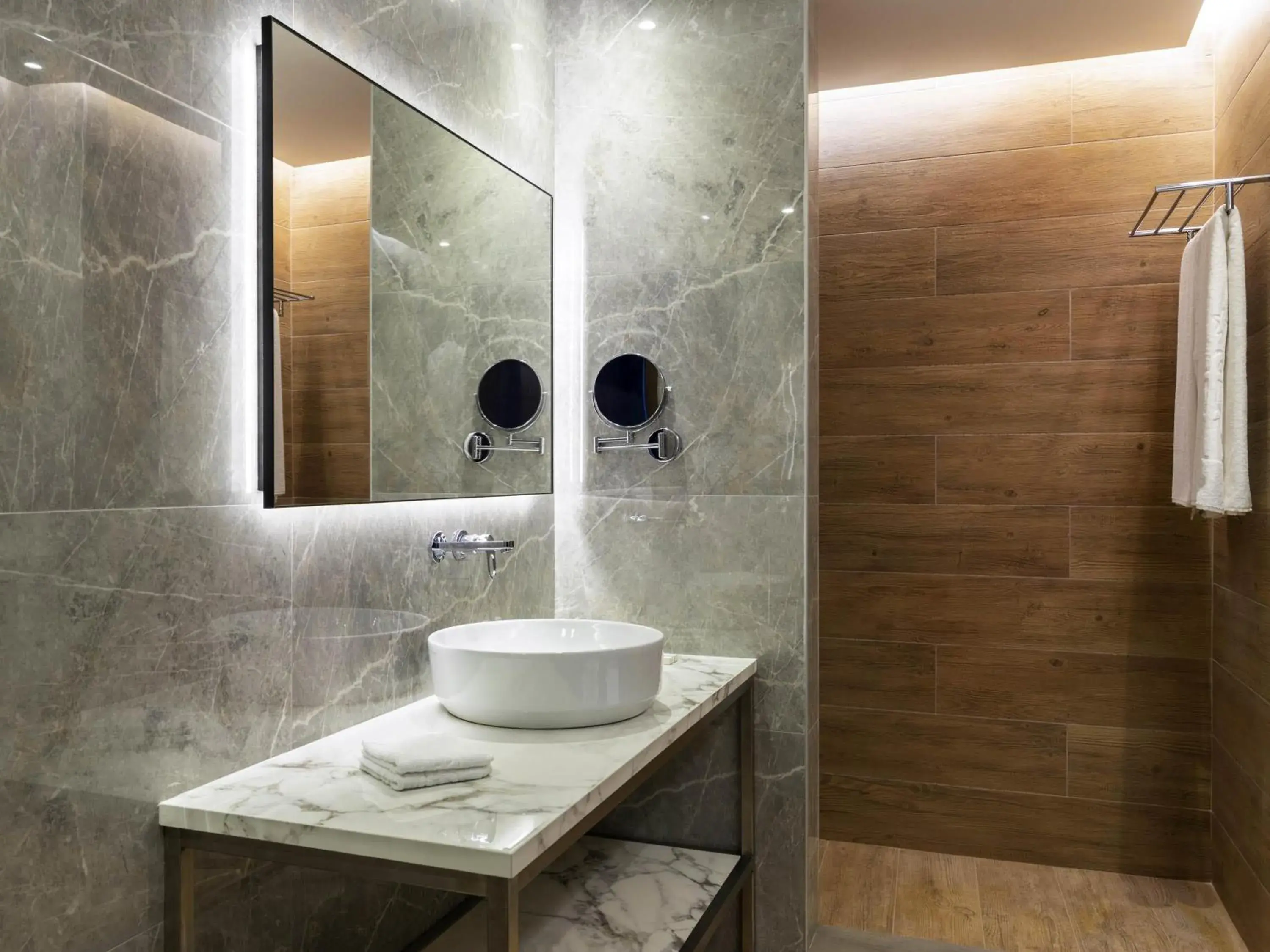 Bedroom in Mövenpick Hotel Lalez Durres Bedroom in Mövenpick Hotel Lalez Durres