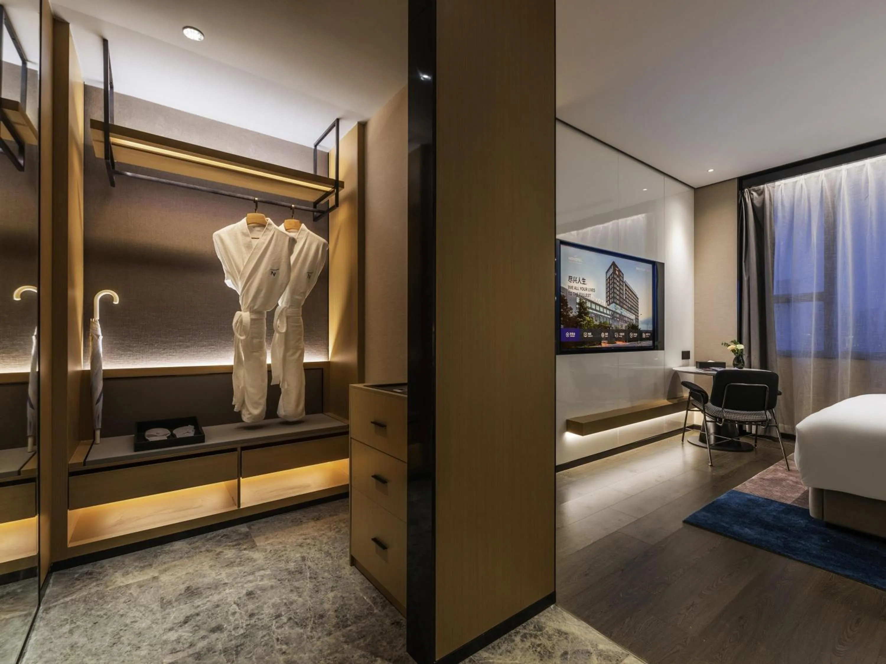 Bedroom, Bed in Novotel Tianjin Drum Tower