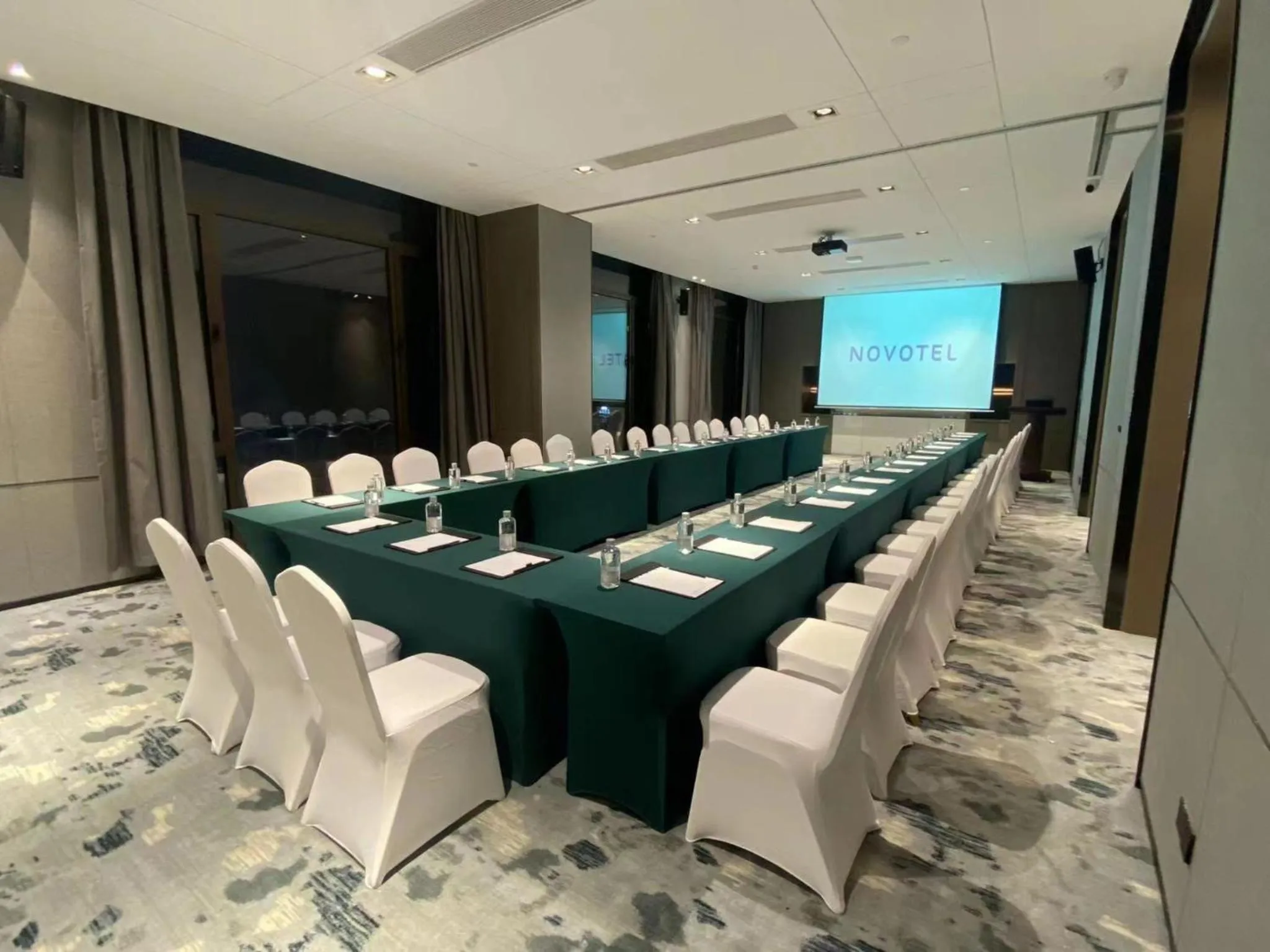 Meeting/conference room in Novotel Tianjin Drum Tower
