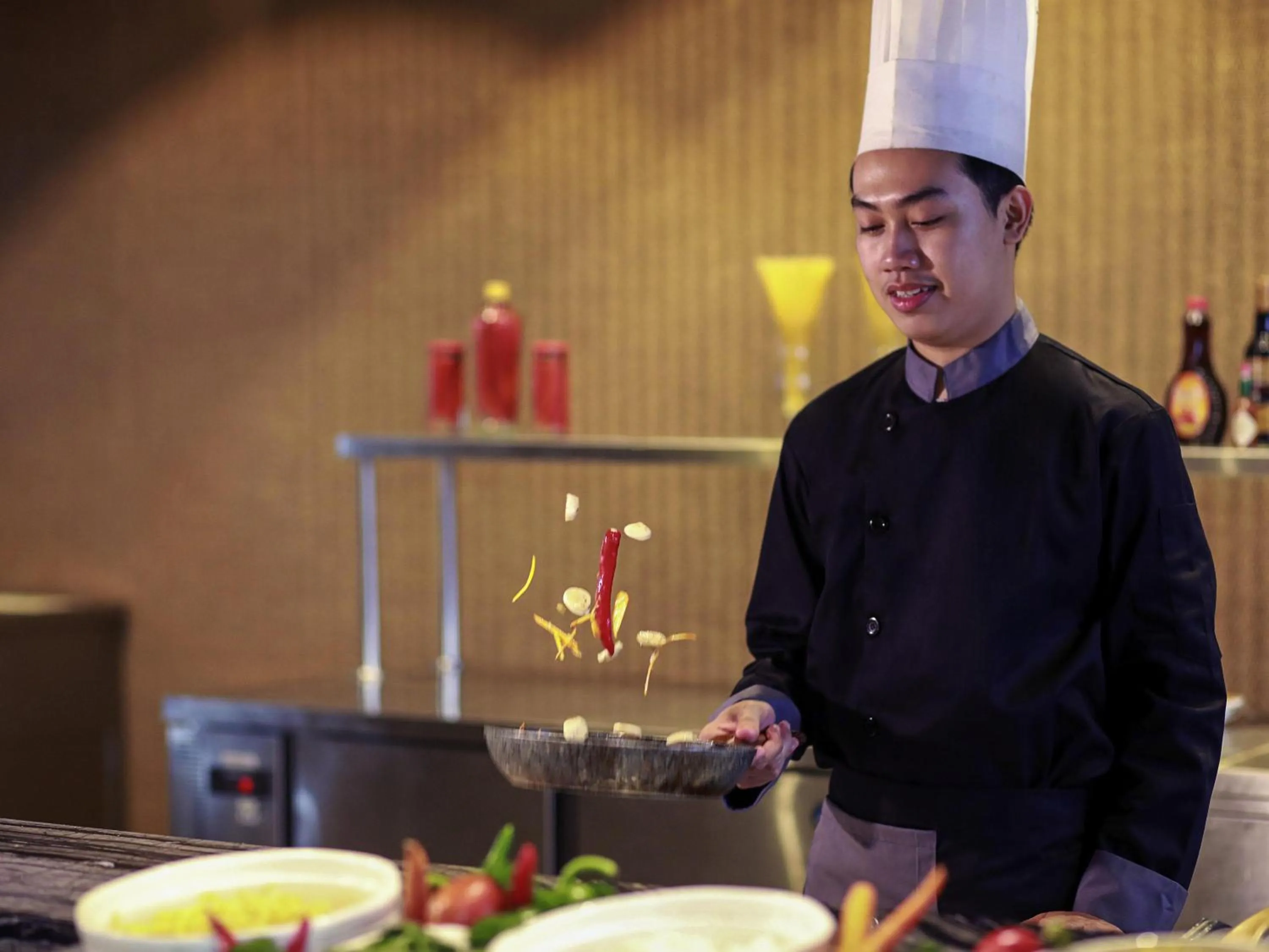 Restaurant/places to eat in Grand Mercure Malang