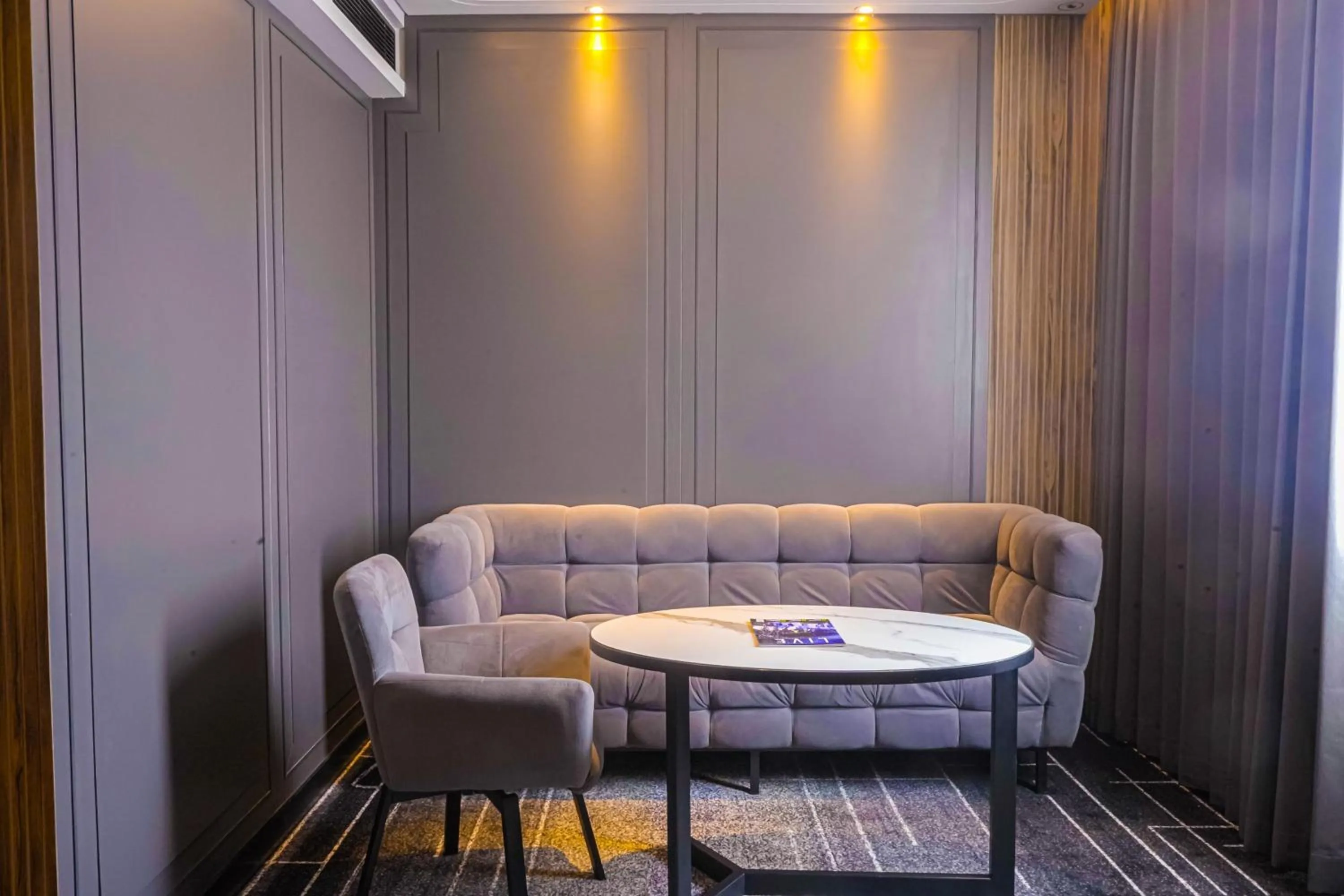 Living room in Mercure Tangerang Centre