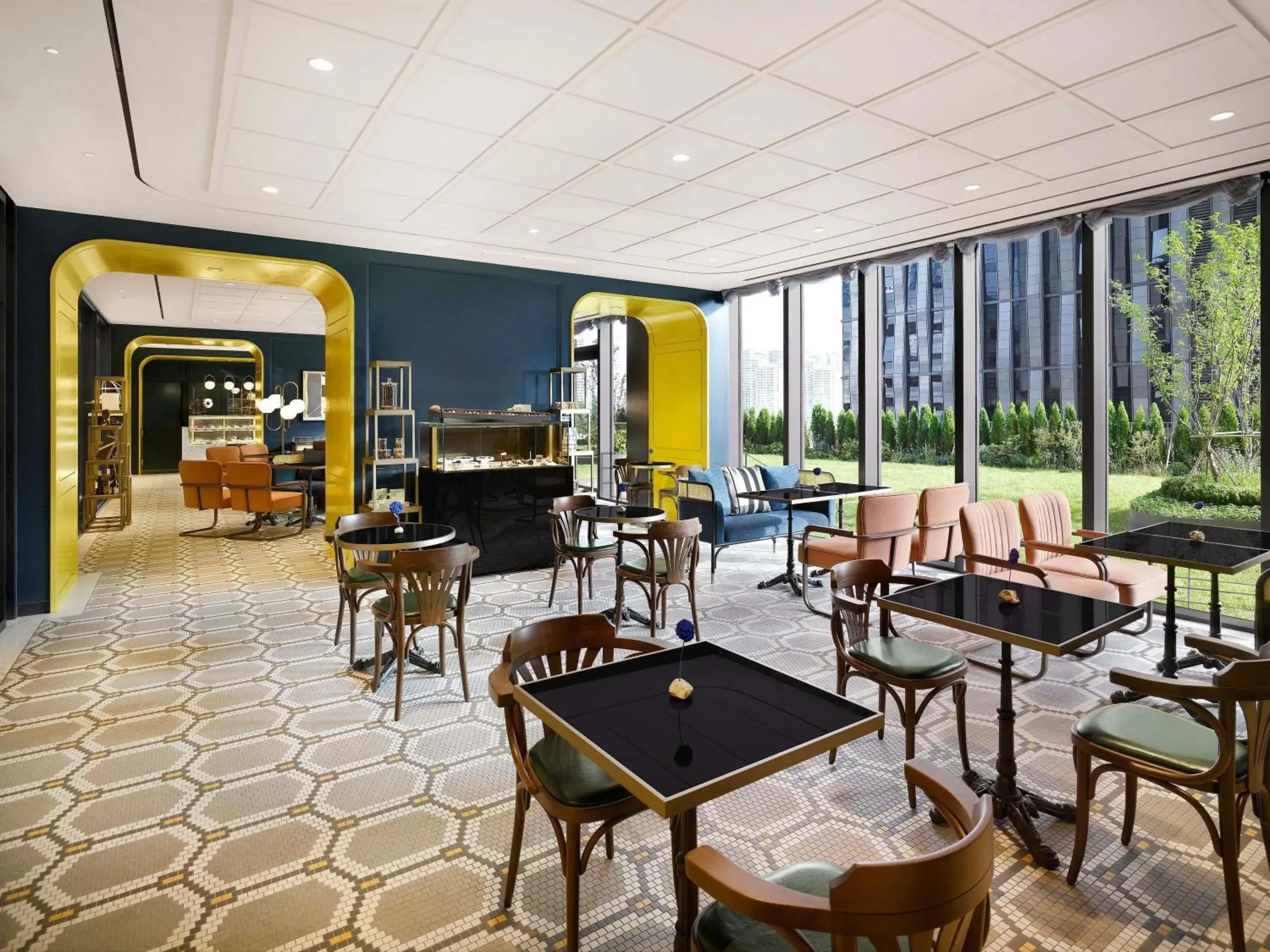 Restaurant/places to eat in Sofitel Ambassador Seoul Hotel & Serviced Residences Restaurant/places to eat in Sofitel Ambassador Seoul Hotel & Serviced Residences