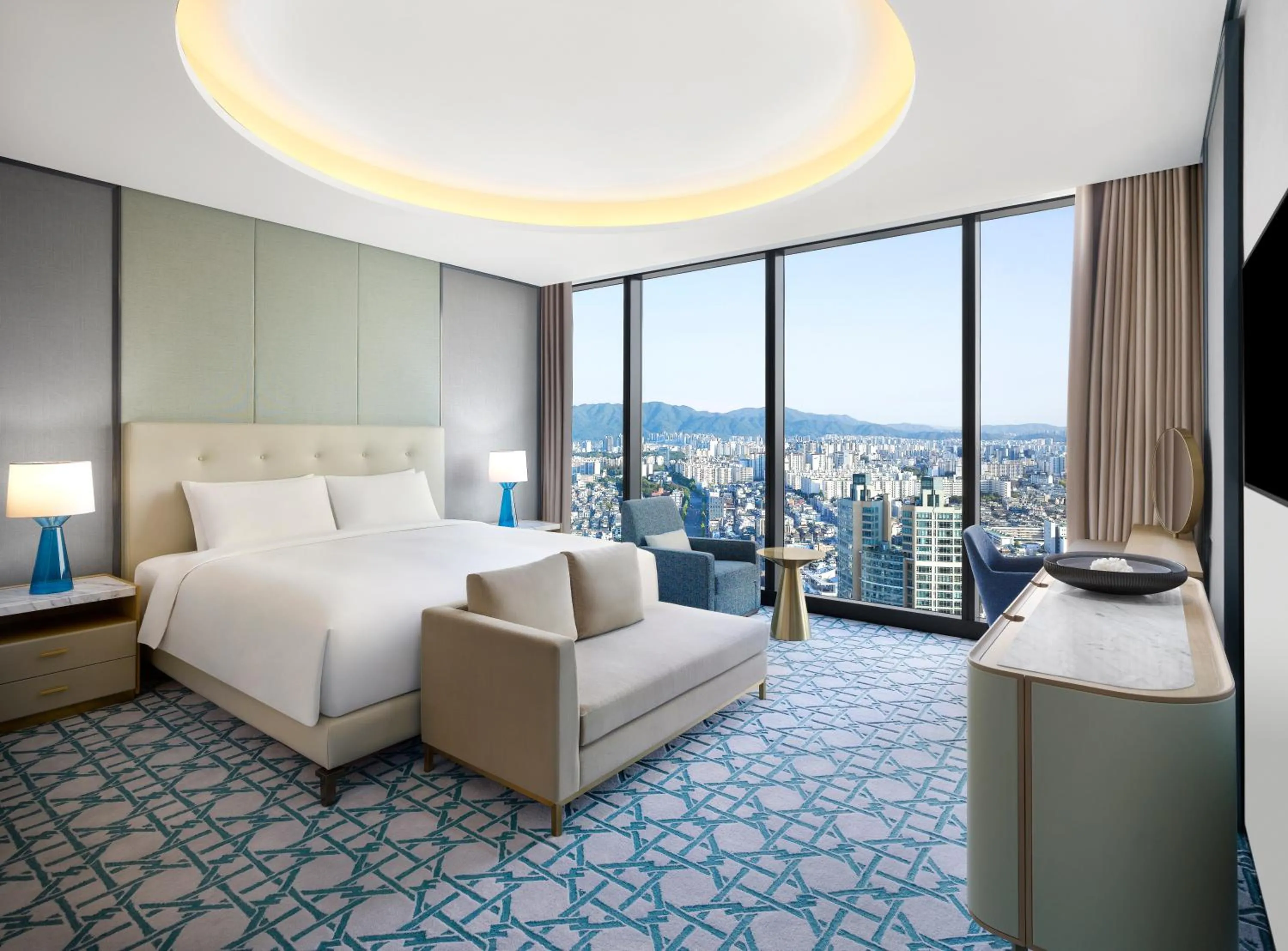 Bedroom, Bed in Sofitel Ambassador Seoul Hotel & Serviced Residences