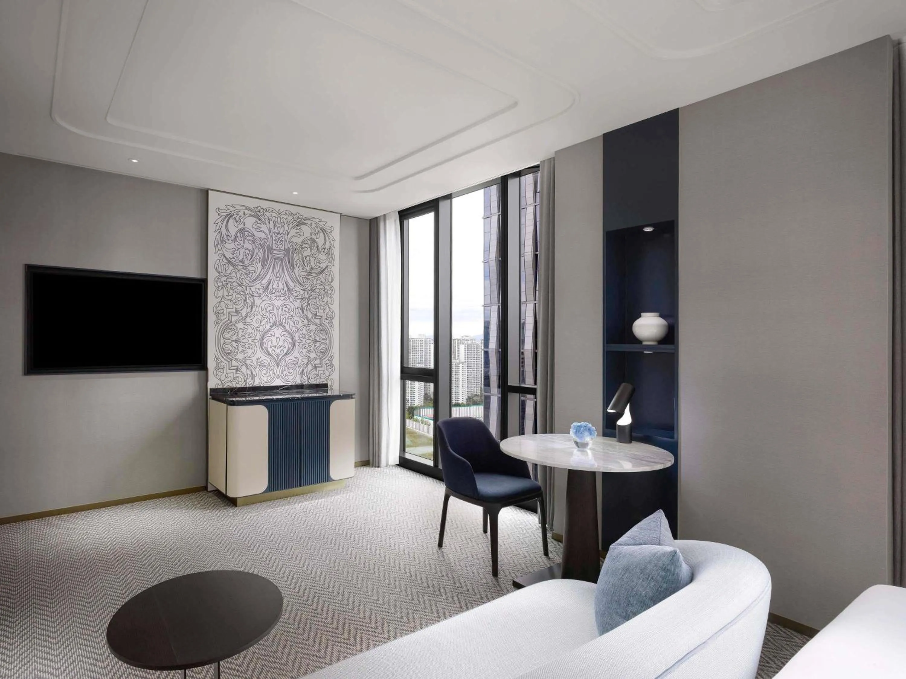 Bedroom in Sofitel Ambassador Seoul Hotel & Serviced Residences