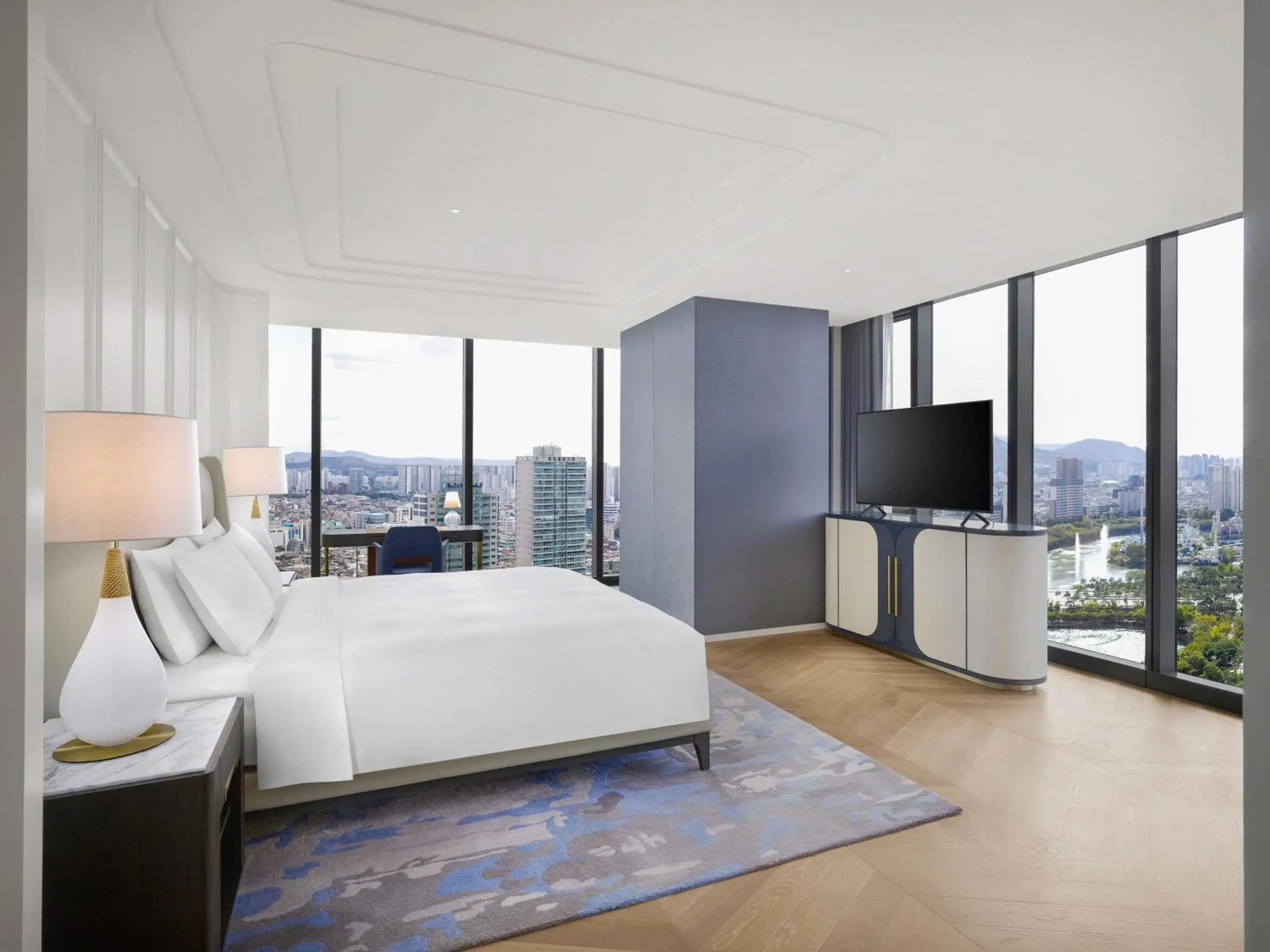 Bedroom, Bed in Sofitel Ambassador Seoul Hotel & Serviced Residences Bedroom, Bed in Sofitel Ambassador Seoul Hotel & Serviced Residences