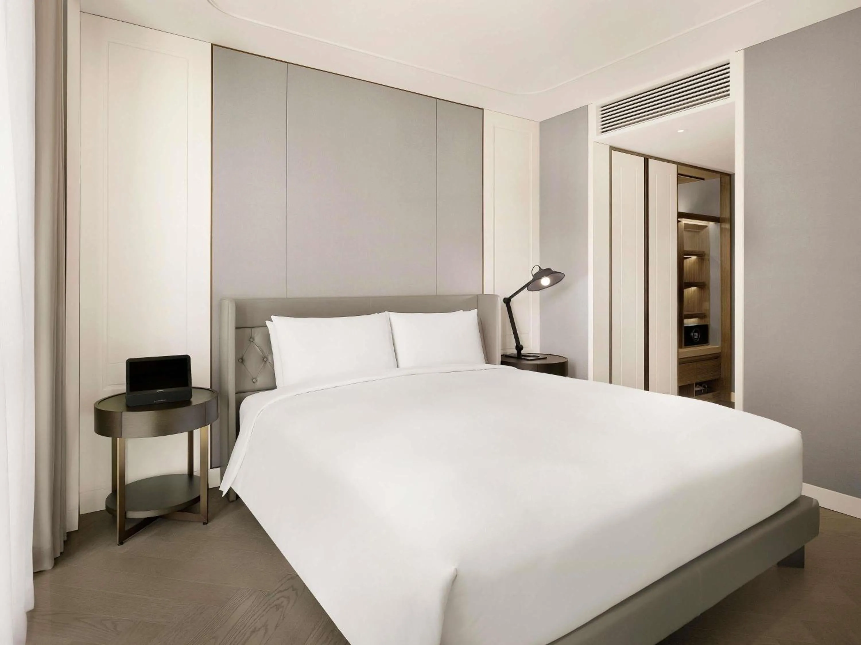 Bedroom, Bed in Sofitel Ambassador Seoul Hotel & Serviced Residences