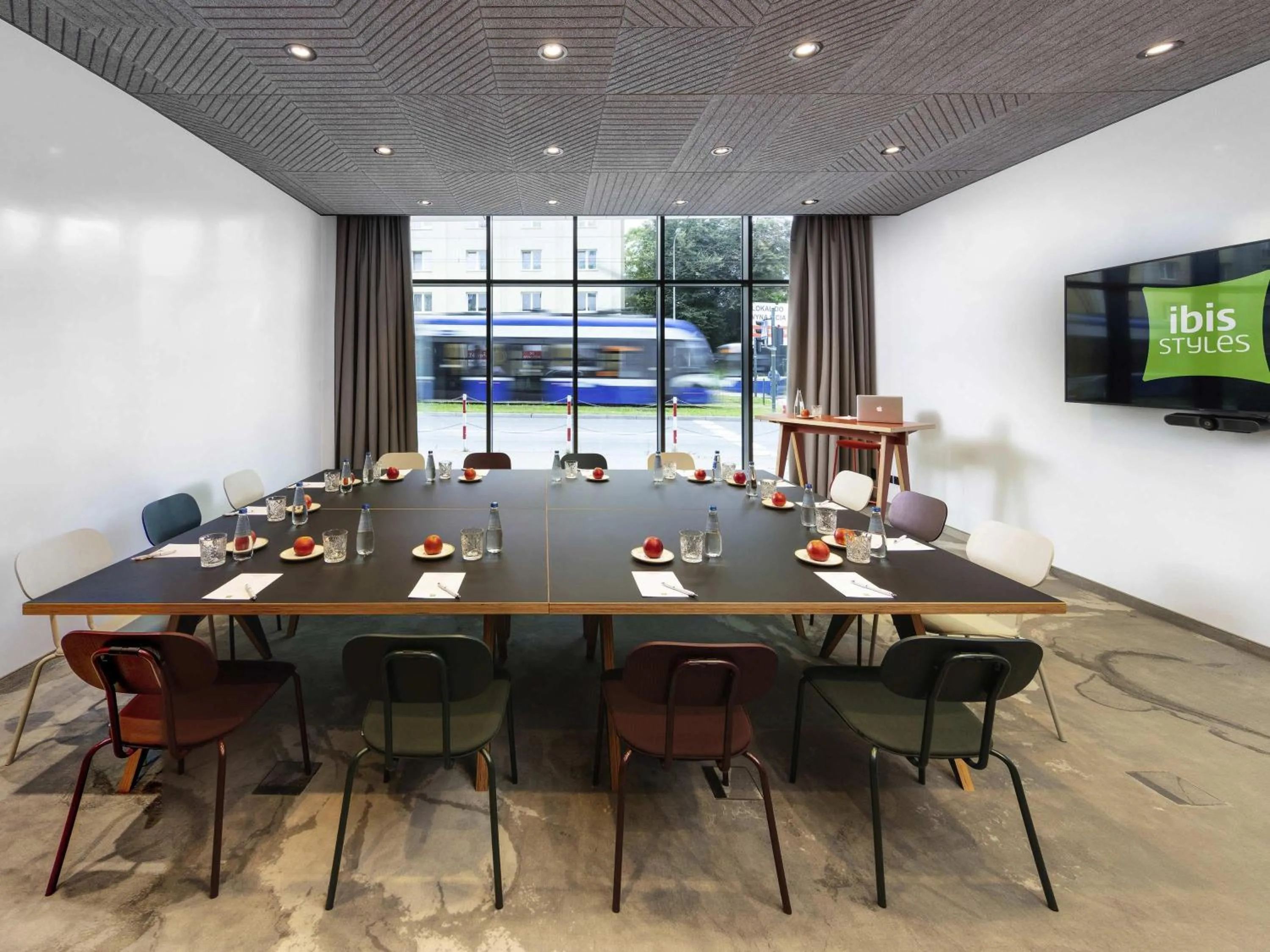 Meeting/conference room in ibis Styles Kraków Centrum