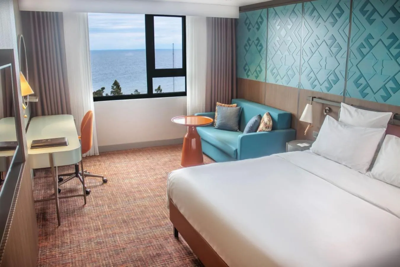 Sea view, Bed in Mercure Trabzon Hotel