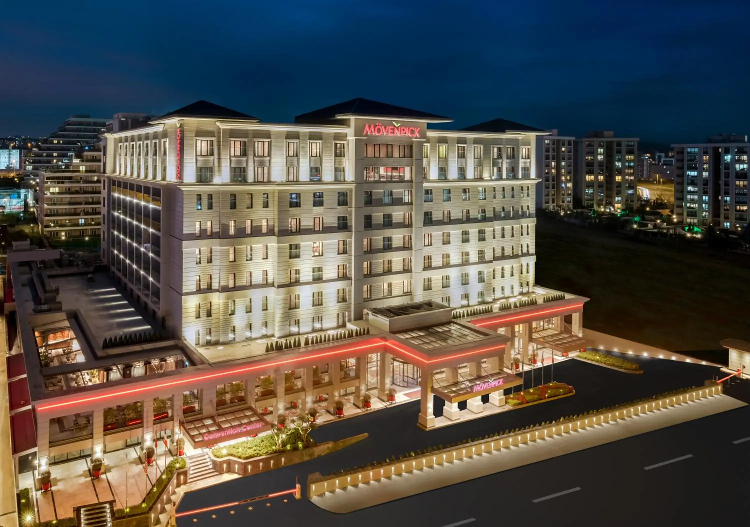 Property building in Mövenpick Hotel Istanbul Asia Airport Property building in Mövenpick Hotel Istanbul Asia Airport