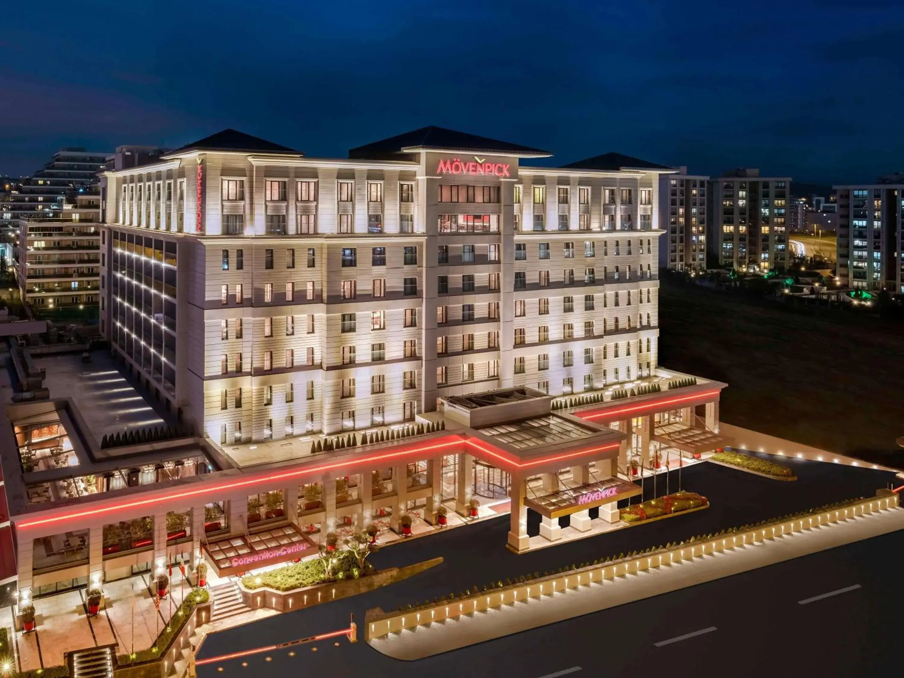 Property building in Mövenpick Hotel Istanbul Asia Airport Property building in Mövenpick Hotel Istanbul Asia Airport