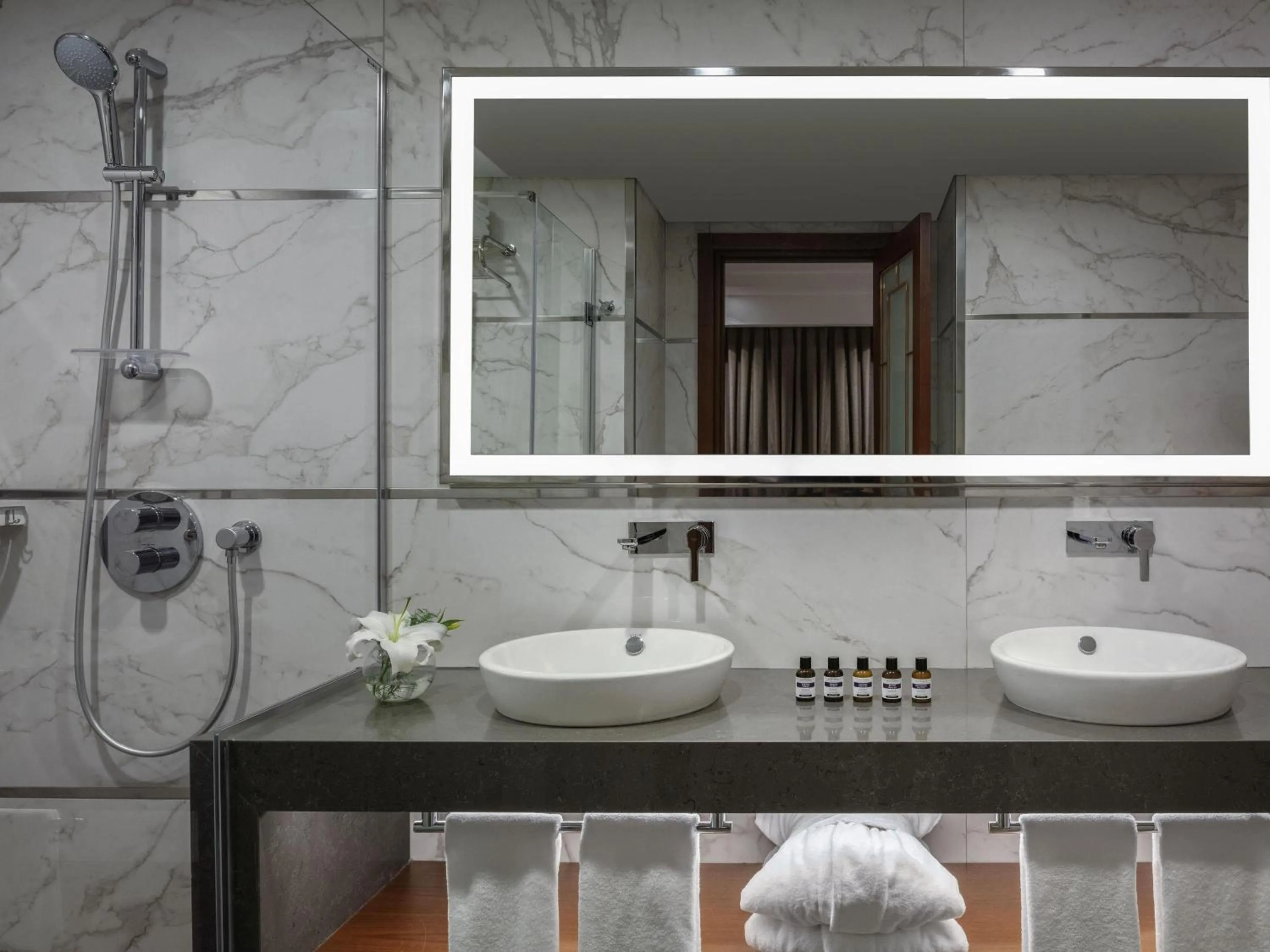 Bedroom in Mövenpick Hotel Istanbul Asia Airport