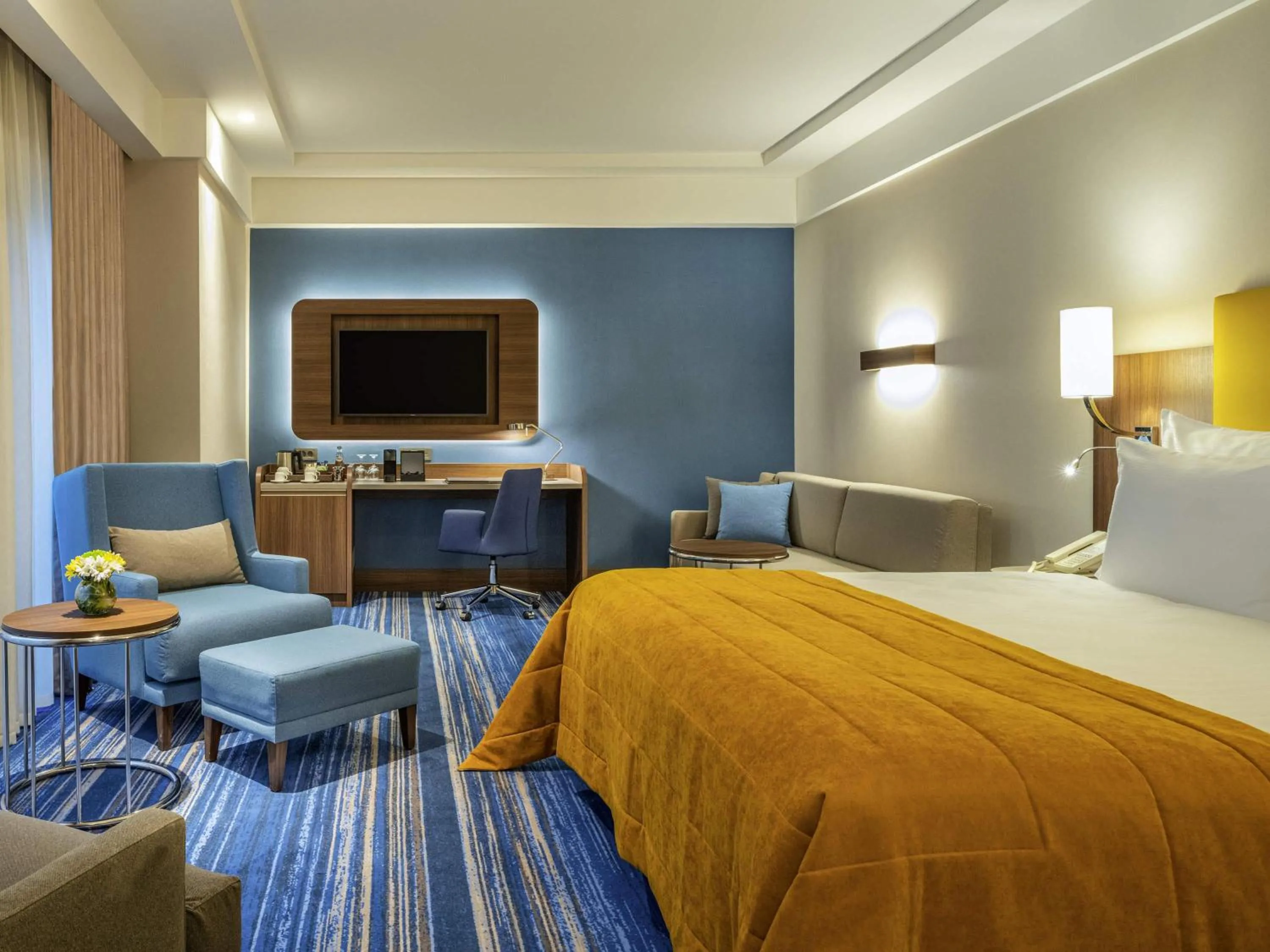 Bedroom, Bed in Mövenpick Hotel Istanbul Asia Airport