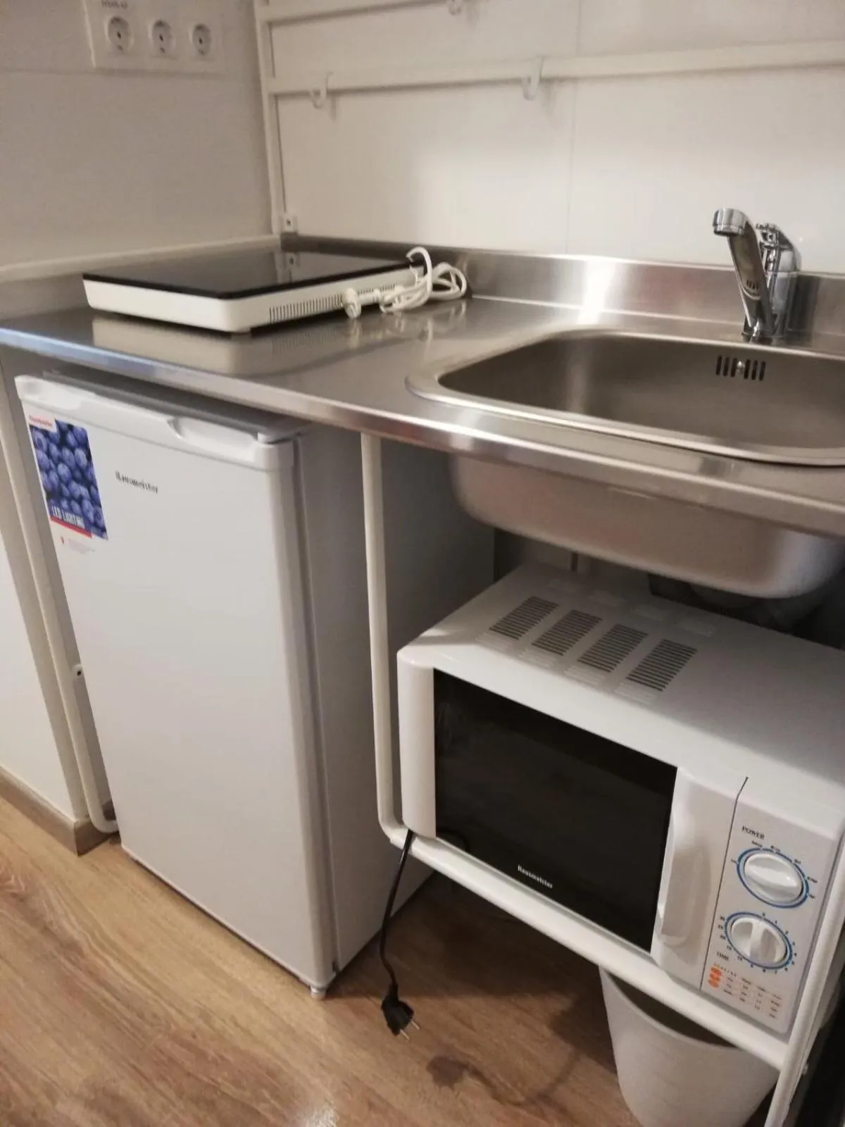 Kitchen or kitchenette in Omega Apartments Budapest