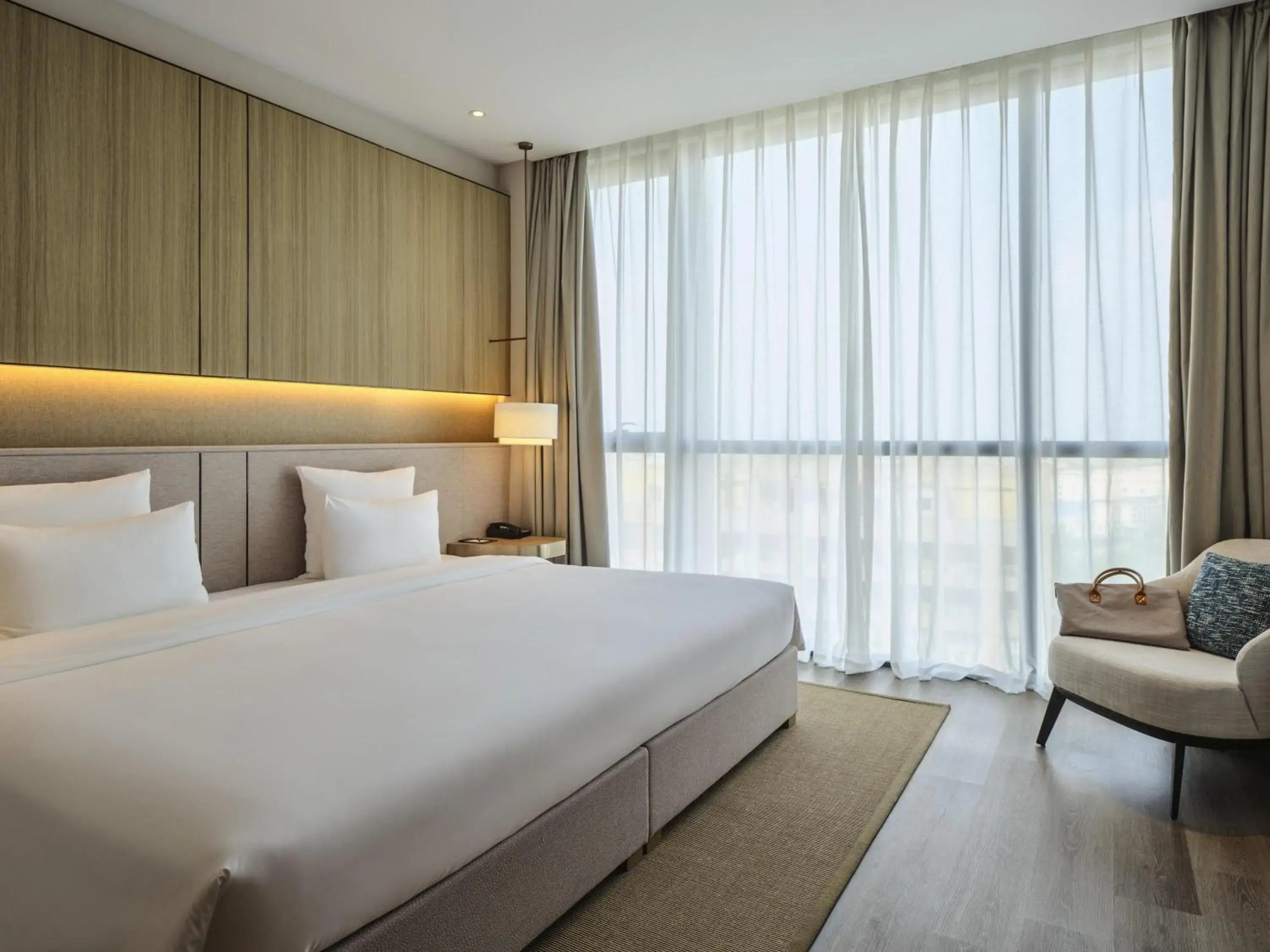 Standard King Room in Novotel Shanghai Qingpu Excellence Standard King Room in Novotel Shanghai Qingpu Excellence
