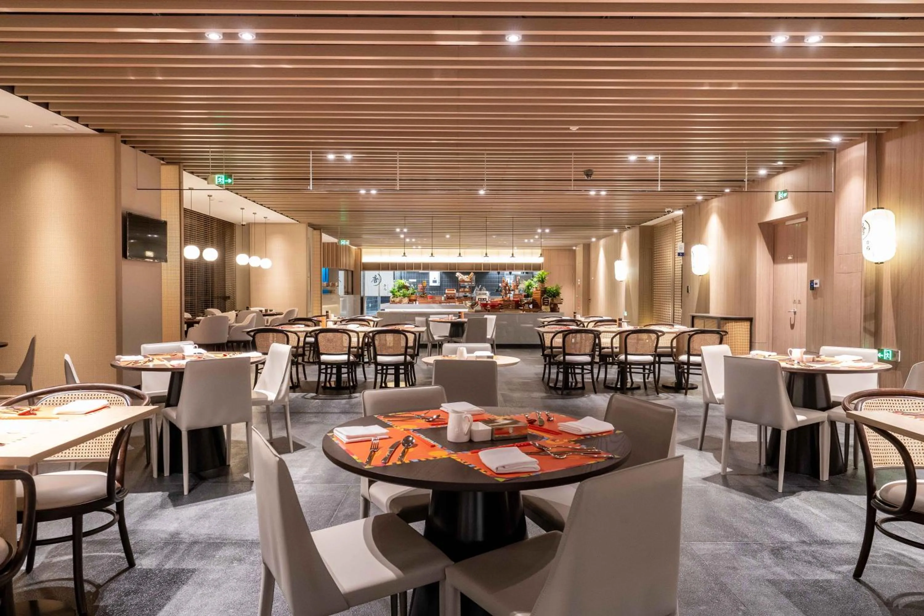 Restaurant/places to eat in Novotel Shanghai Qingpu Excellence