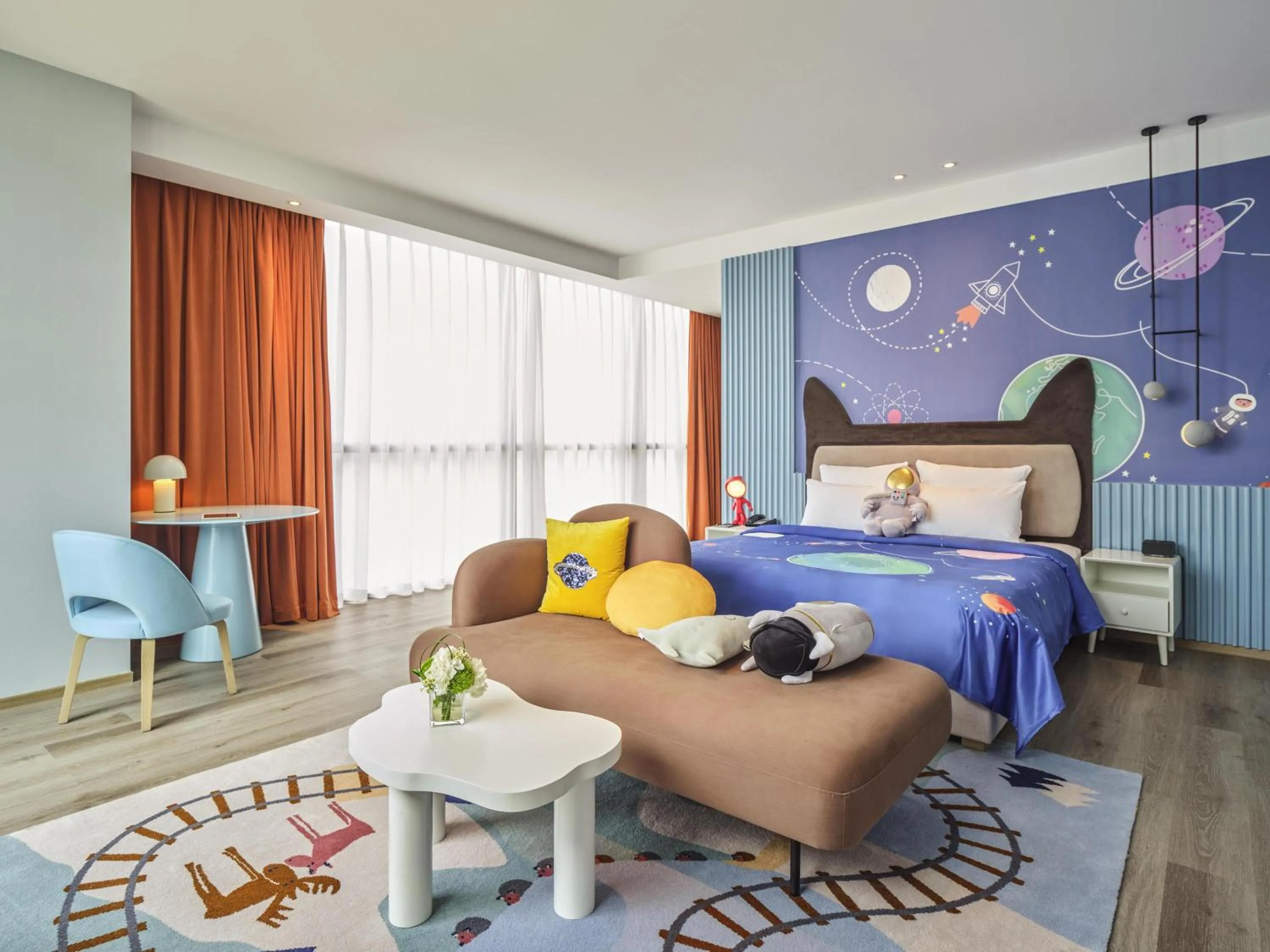 Bedroom, Bed in Novotel Shanghai Qingpu Excellence