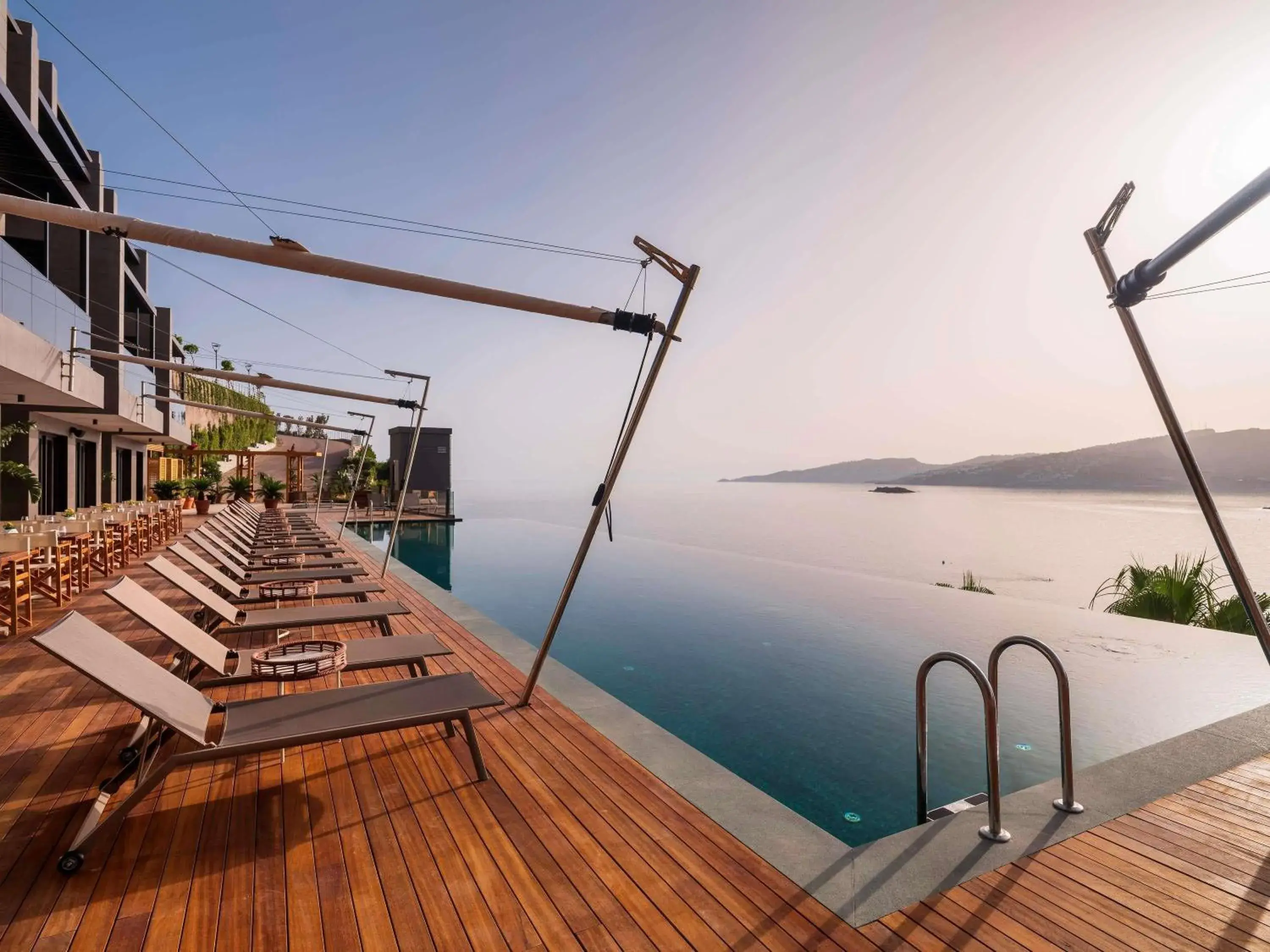 Lounge or bar in The Bodrum Hotel Yalıkavak - MGallery Collection Lounge or bar in The Bodrum Hotel Yalıkavak - MGallery Collection