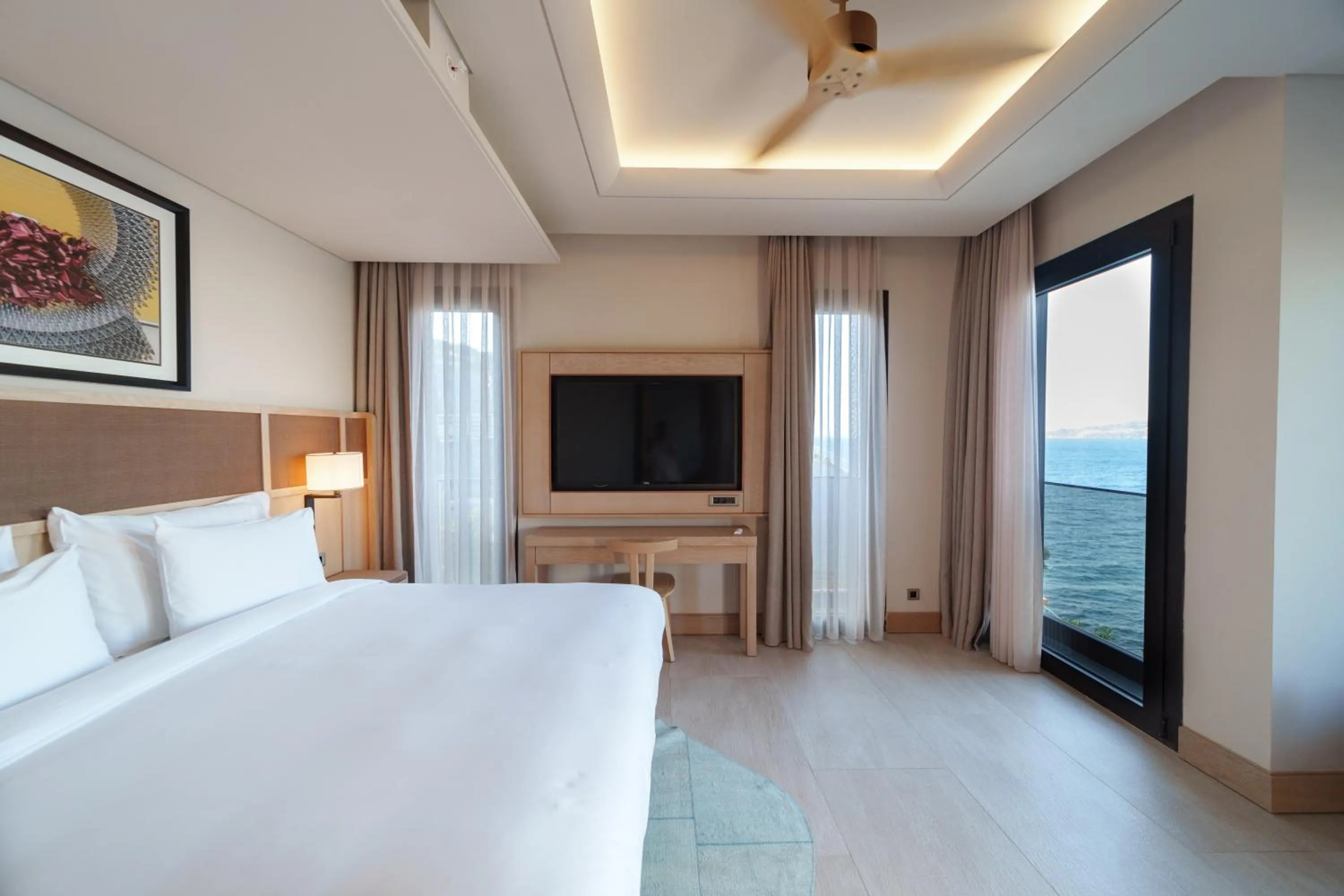 Sea view, Bed in The Bodrum Hotel Yalıkavak - MGallery Collection