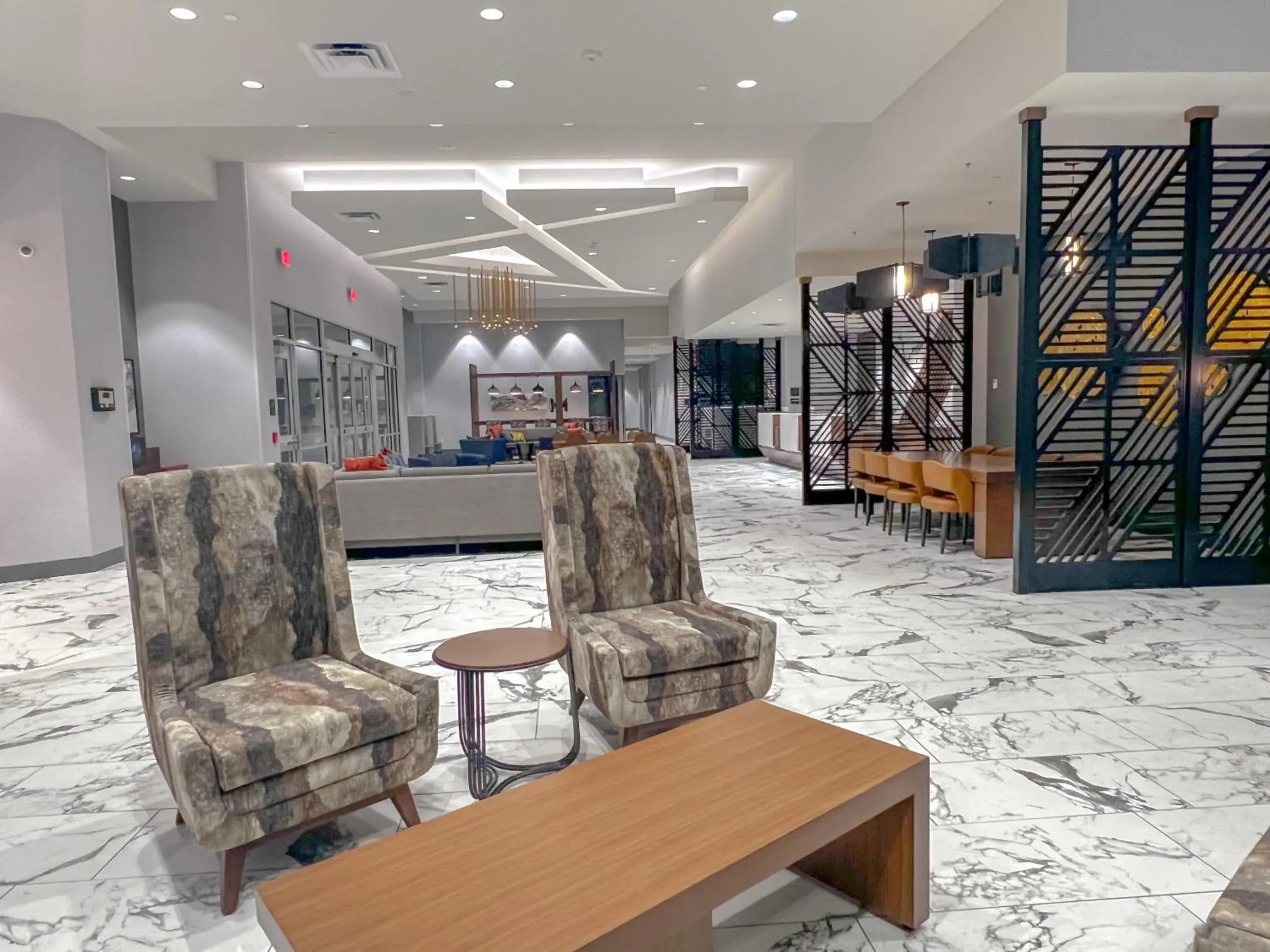 Lobby or reception in Crowne Plaza - Kearney by IHG Lobby or reception in Crowne Plaza - Kearney by IHG