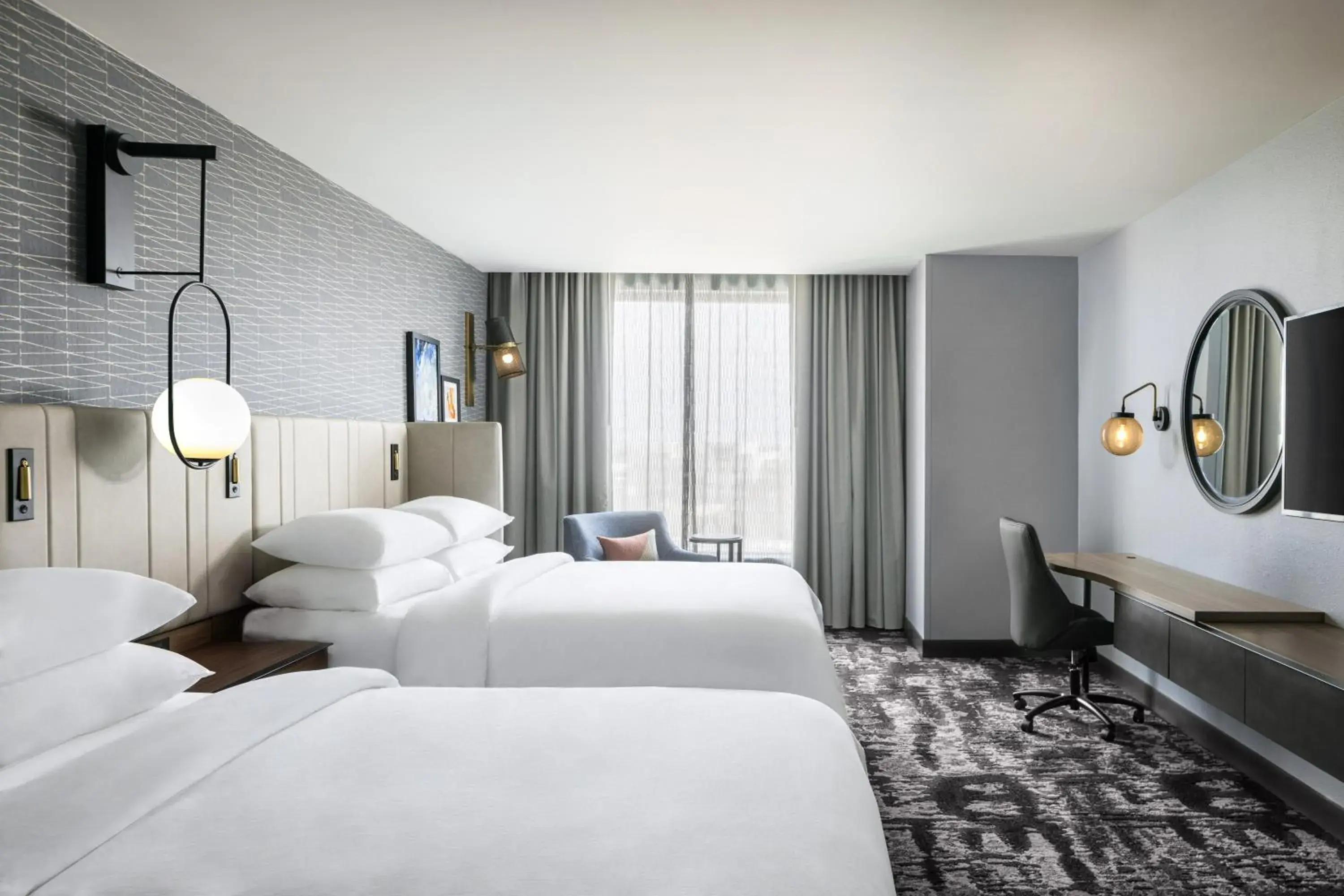 Photo of the whole room, Bed in Crowne Plaza - Kearney by IHG Photo of the whole room, Bed in Crowne Plaza - Kearney by IHG