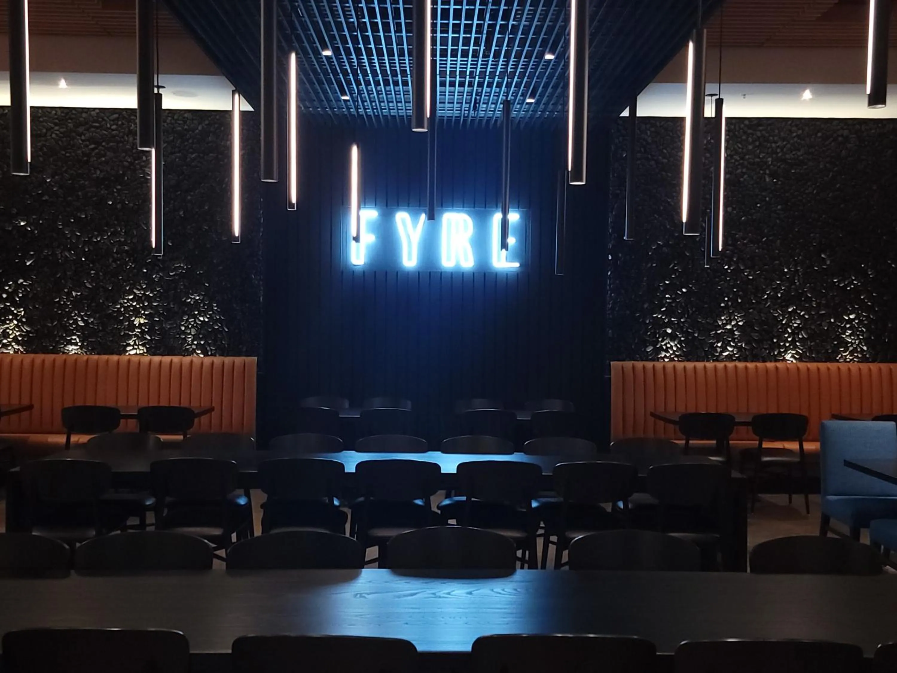 Restaurant/places to eat in Crowne Plaza - Kearney by IHG