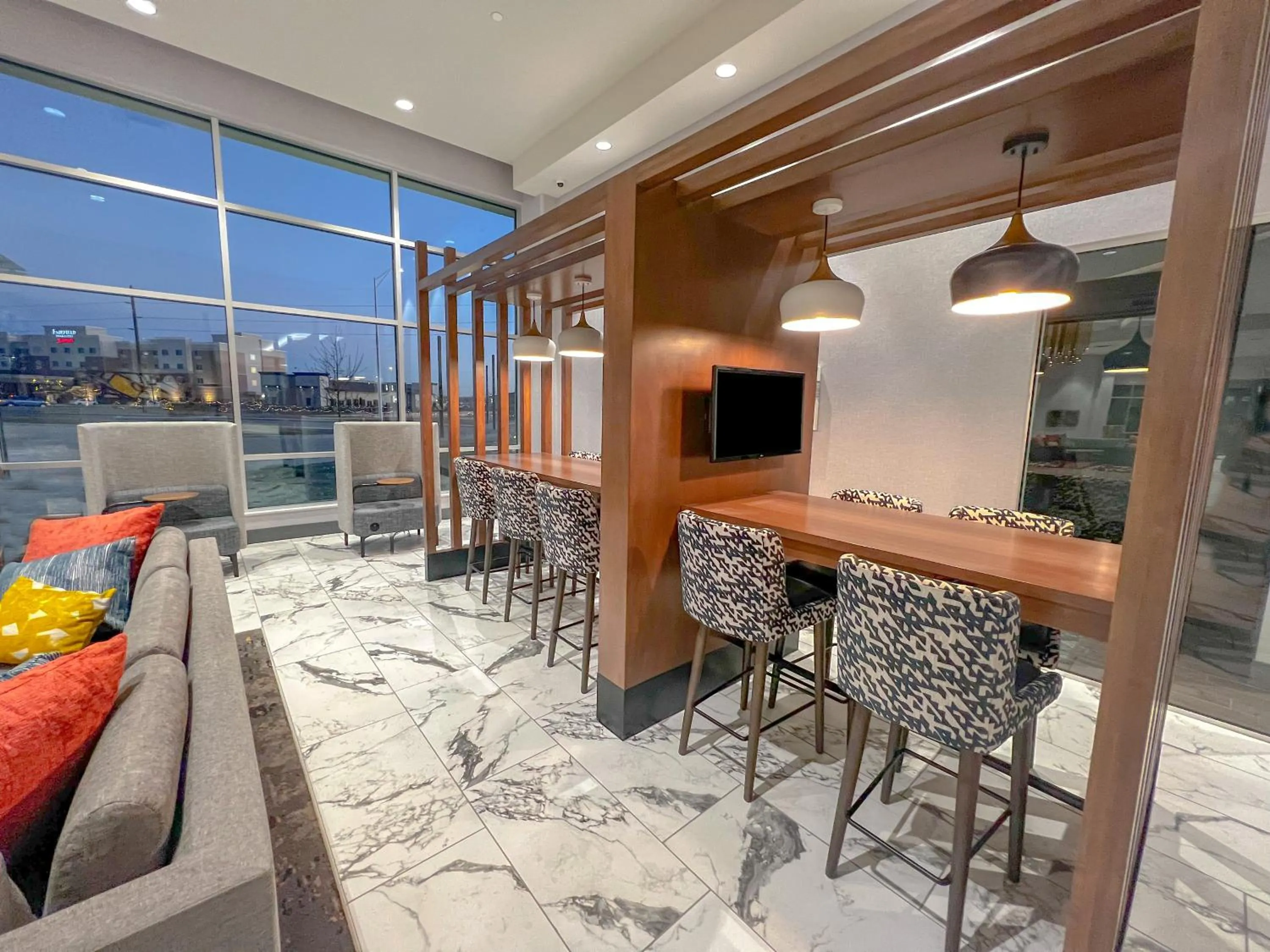 Meeting/conference room in Crowne Plaza - Kearney by IHG