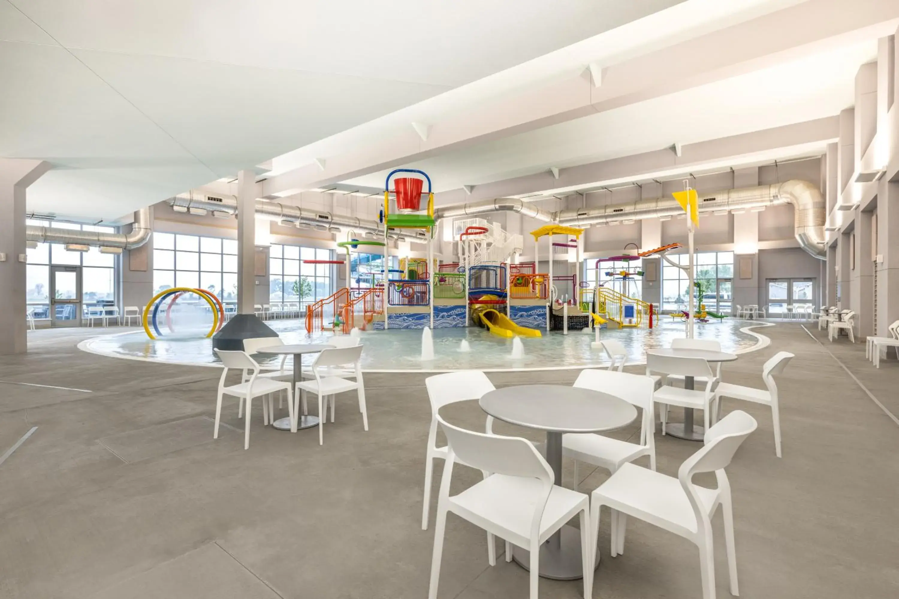 Swimming pool in Crowne Plaza - Kearney by IHG Swimming pool in Crowne Plaza - Kearney by IHG