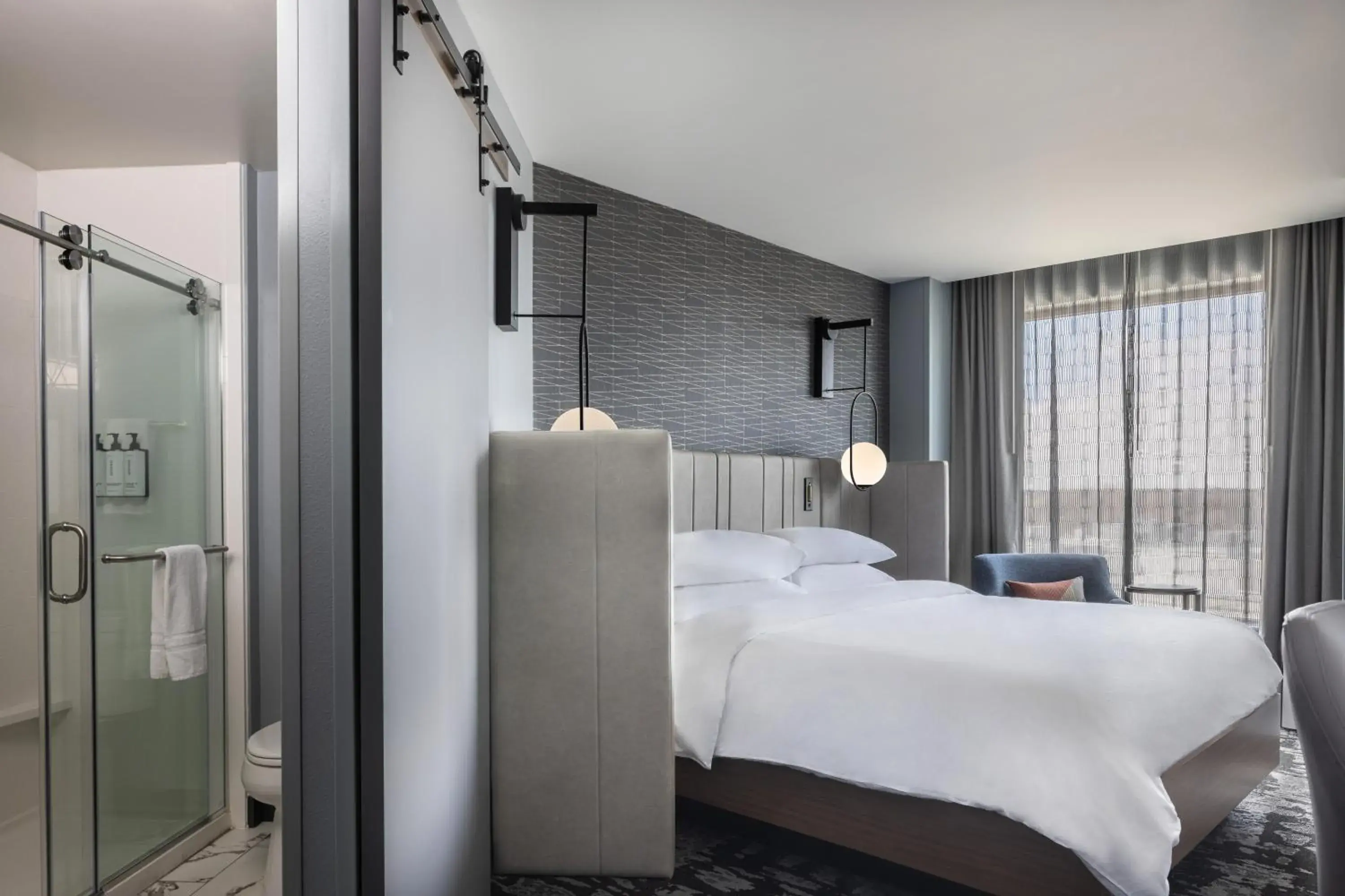 Bed in Crowne Plaza - Kearney by IHG Bed in Crowne Plaza - Kearney by IHG