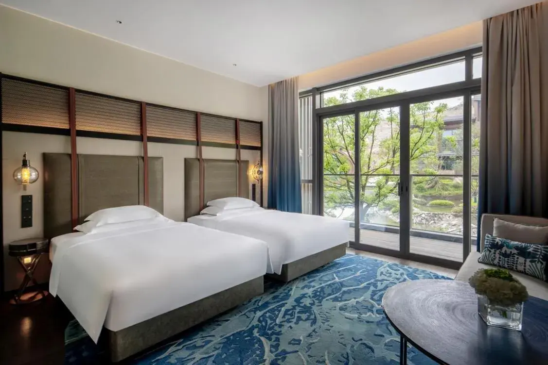 Premium Double Room with Two Double Beds and Garden View in Hotel Indigo Nanjing Garden Expo, an IHG Hotel Premium Double Room with Two Double Beds and Garden View in Hotel Indigo Nanjing Garden Expo, an IHG Hotel