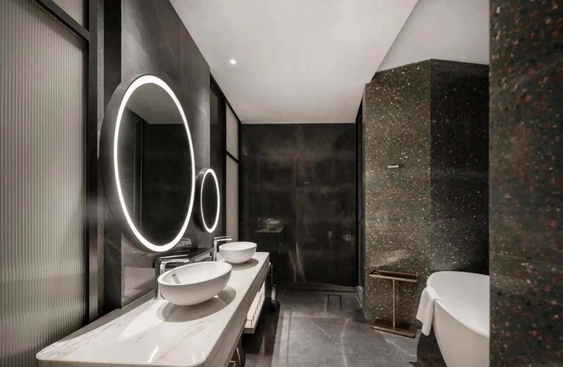 Bathroom in Hotel Indigo Nanjing Garden Expo, an IHG Hotel