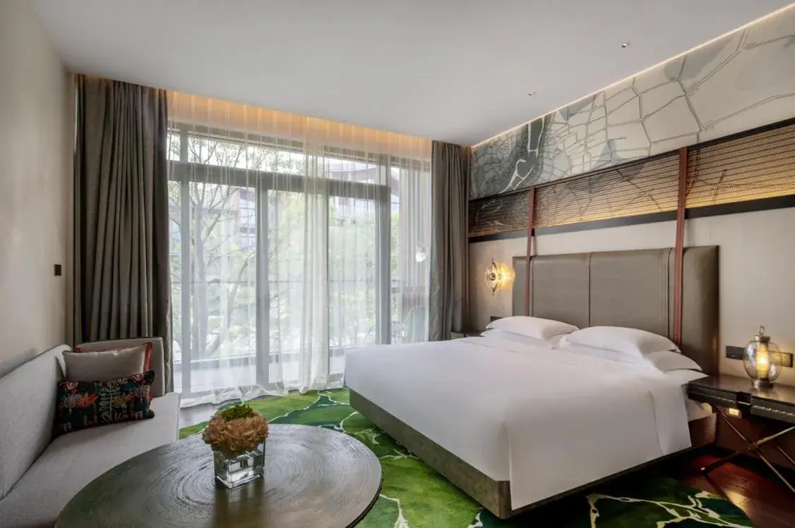 Standard King Room with Garden View in Hotel Indigo Nanjing Garden Expo, an IHG Hotel Standard King Room with Garden View in Hotel Indigo Nanjing Garden Expo, an IHG Hotel