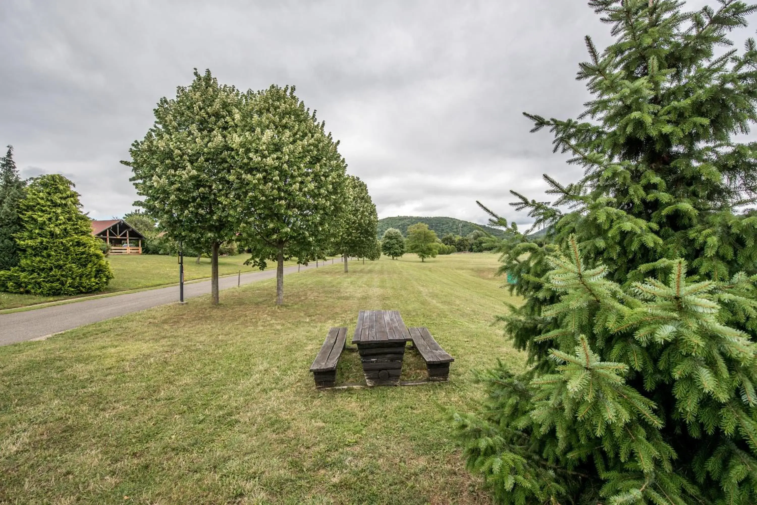 Property building in Petneházy Aparthotel Property building in Petneházy Aparthotel