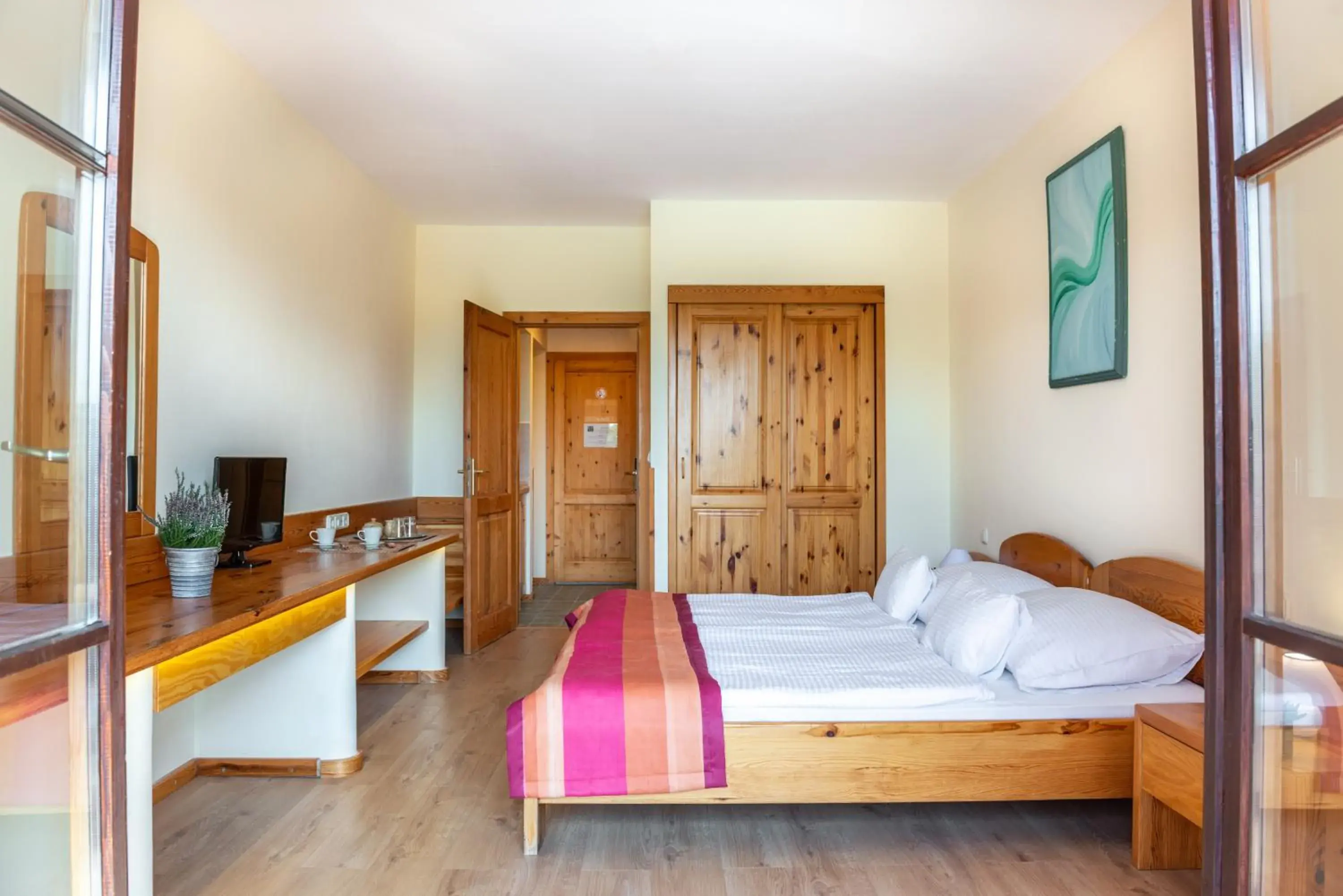 Photo of the whole room in Petneházy Aparthotel Photo of the whole room in Petneházy Aparthotel